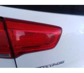 Recambio de piloto porton trasero izquierdo para kia sportage business 2wd referencia OEM IAM R1YS1Y02  