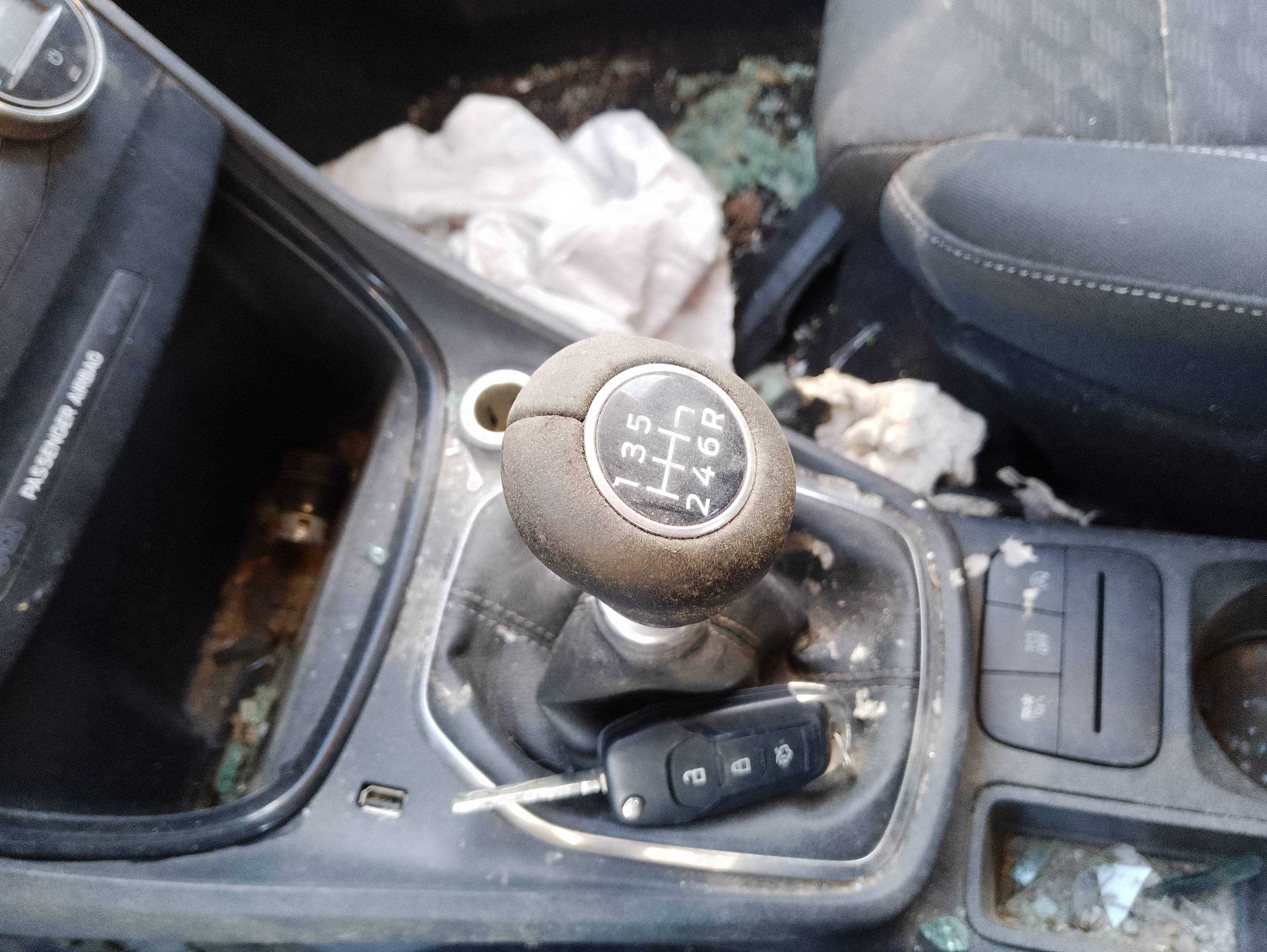Recambio de palanca cambio para ford puma hybrid st-line referencia OEM IAM   