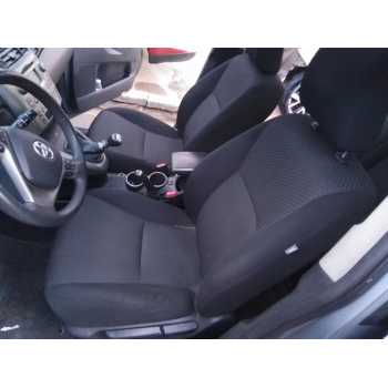 ASIENTO DELANTERO IZQUIERDO 
