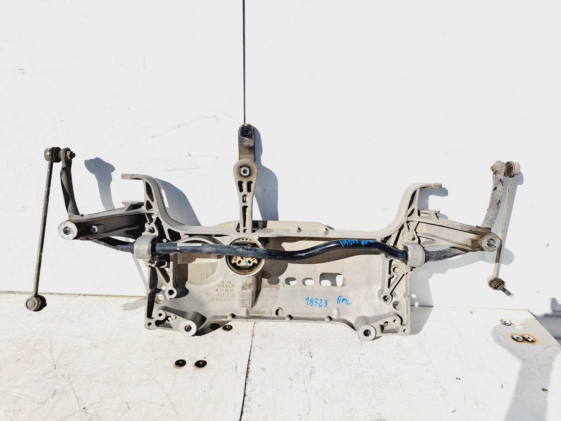 Recambio de cuna motor para audi q3 (8ug) attraction referencia OEM IAM 3C0199369H  
