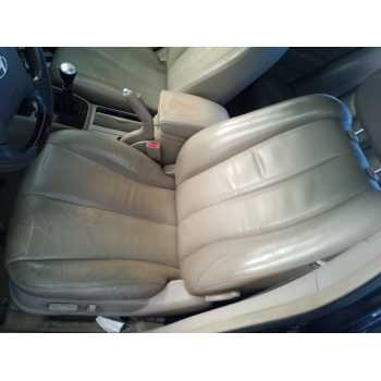 ASIENTO DELANTERO IZQUIERDO 