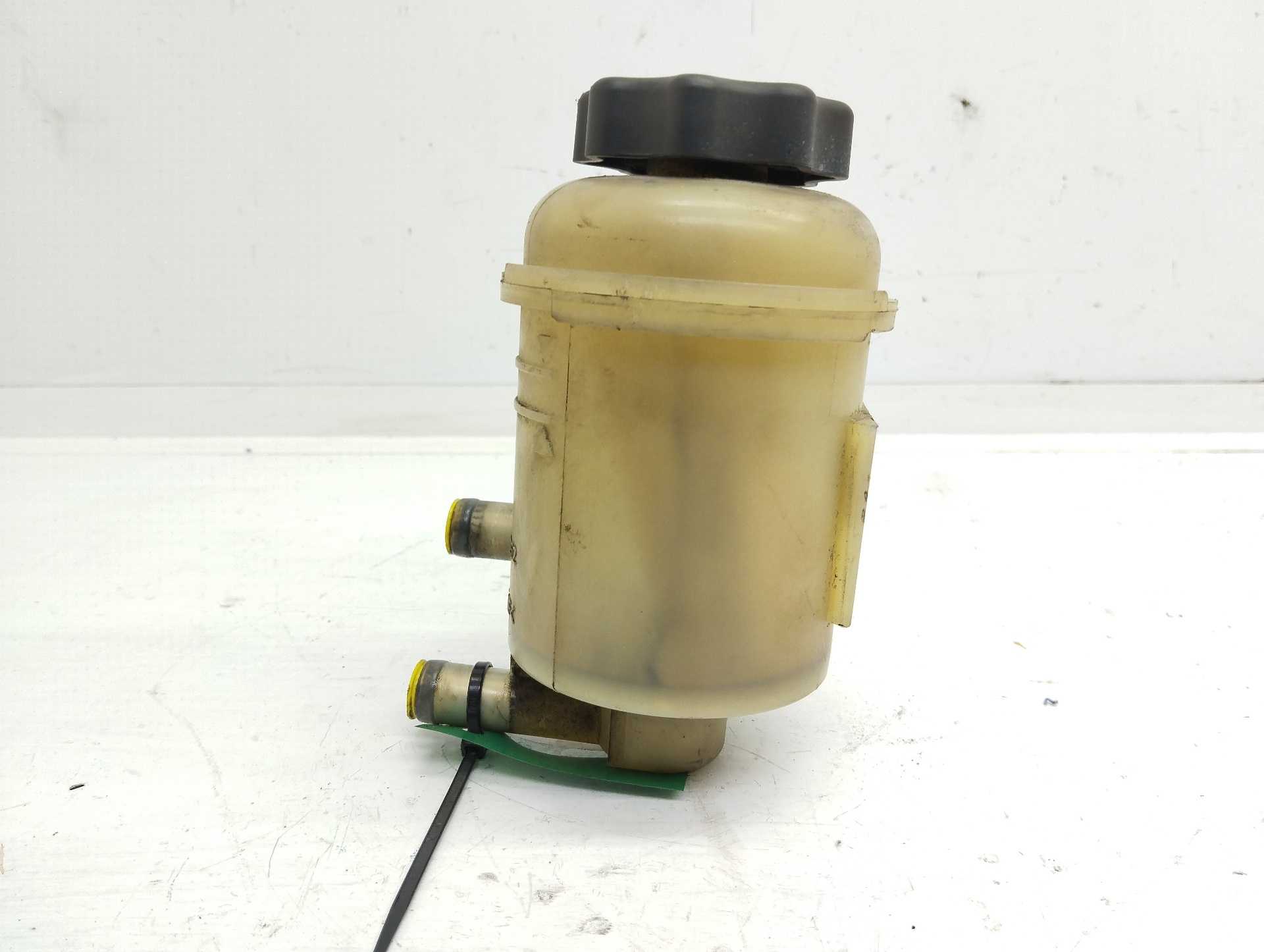 Recambio de deposito liquido direccion para land rover freelander baikal referencia OEM IAM QFX100252  