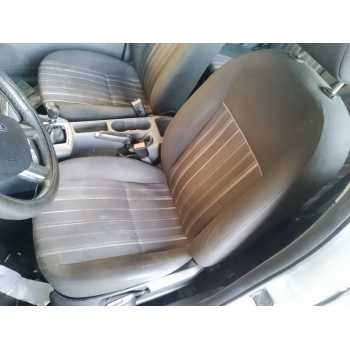 ASIENTO DELANTERO IZQUIERDO 