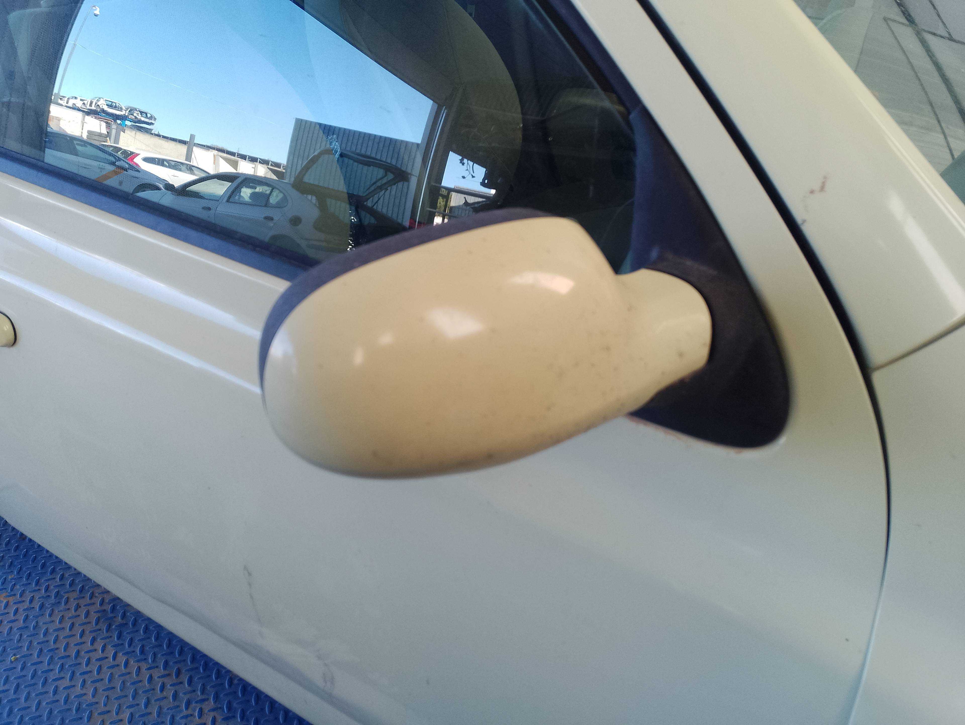 Recambio de retrovisor derecho para nissan micra (k12e) 25 aniversario referencia OEM IAM   