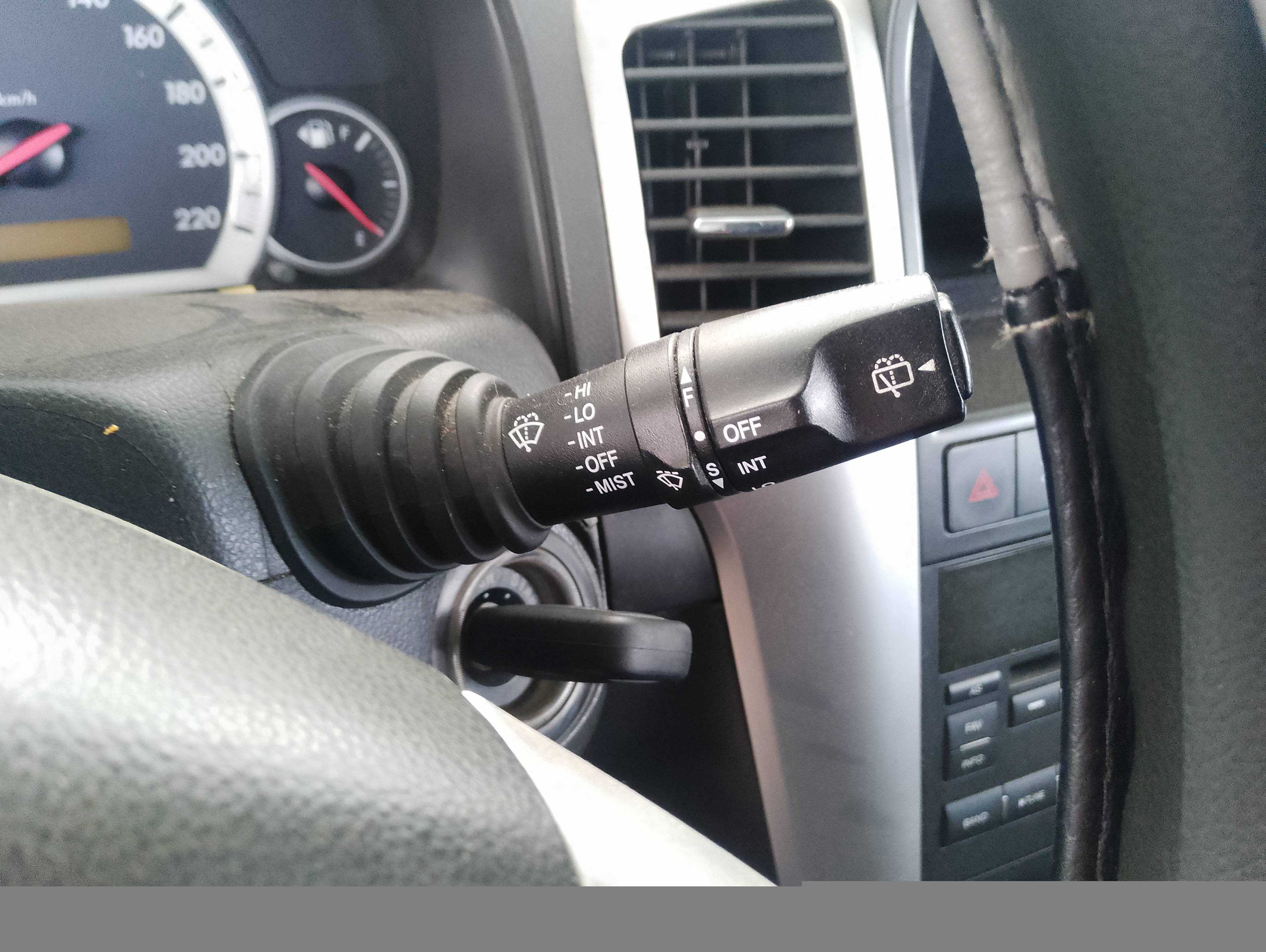 Recambio de mando limpia para chevrolet captiva referencia OEM IAM   