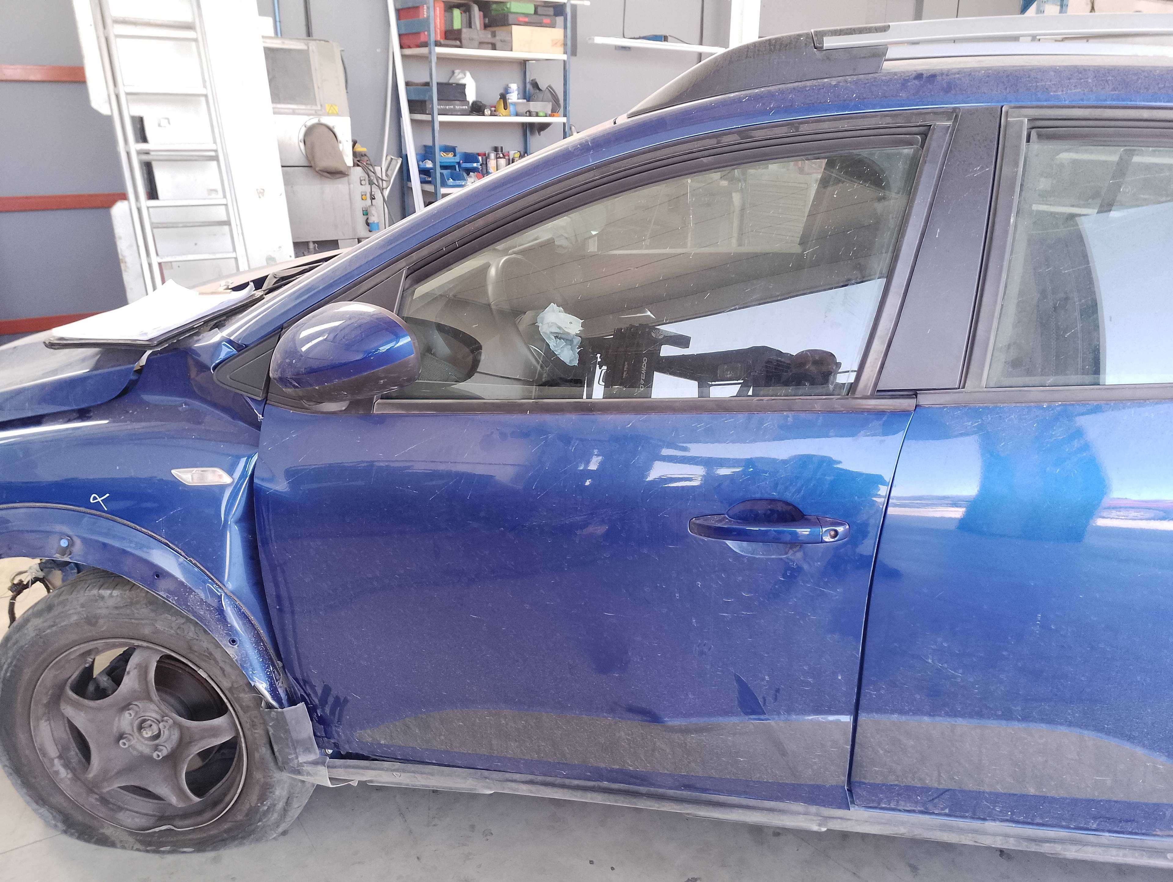 Recambio de puerta delantera izquierda para dacia sandero iii essential referencia OEM IAM   