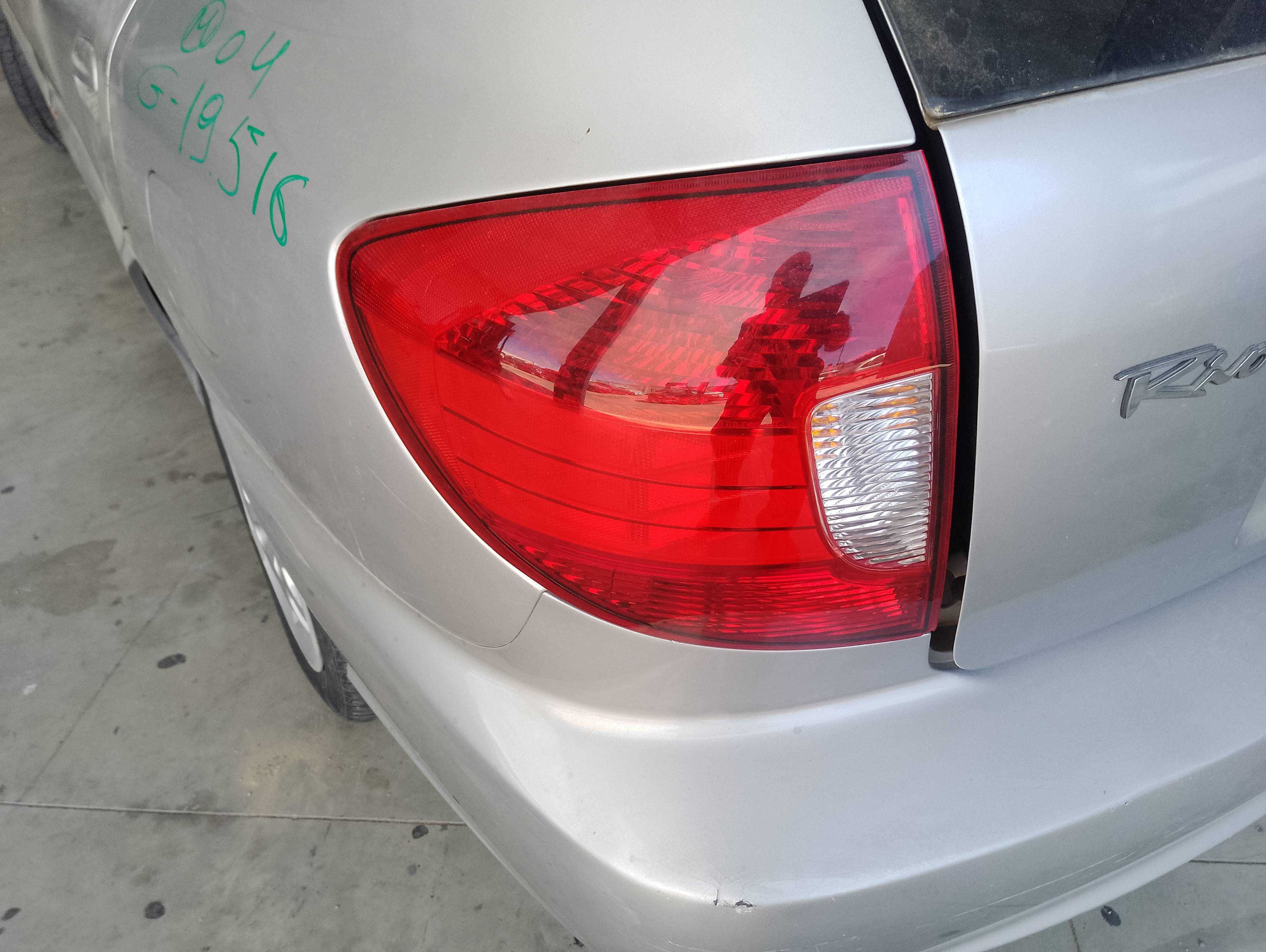 Recambio de piloto trasero izquierdo para kia rio ipanema berlina referencia OEM IAM   