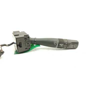 Recambio de mando limpia para land rover freelander baikal referencia OEM IAM 37103A  