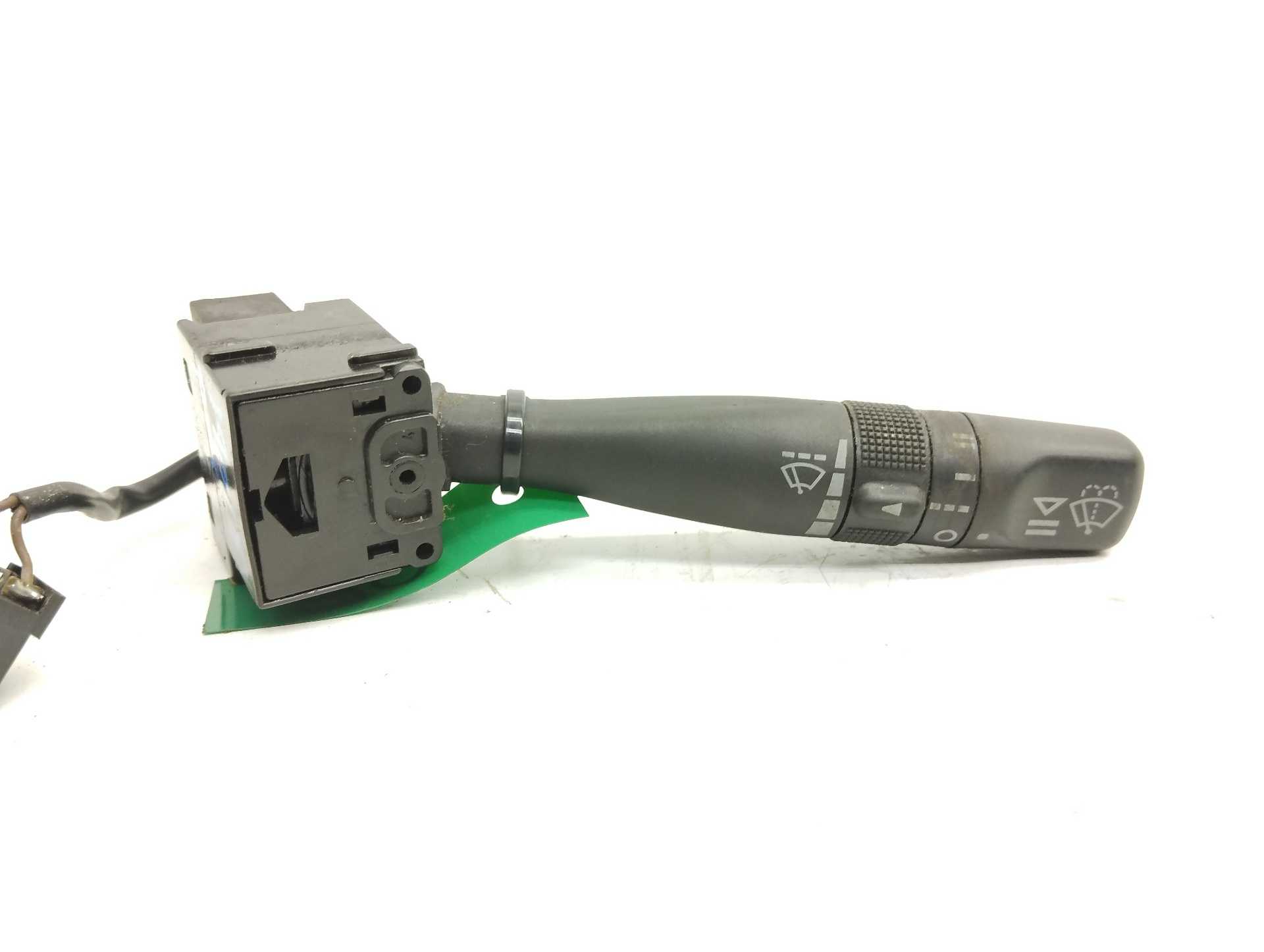 Recambio de mando limpia para land rover freelander baikal referencia OEM IAM 37103A  