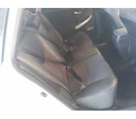 Recambio de asientos traseros para toyota prius (nhw30) plug-in hybrid advance referencia OEM IAM   