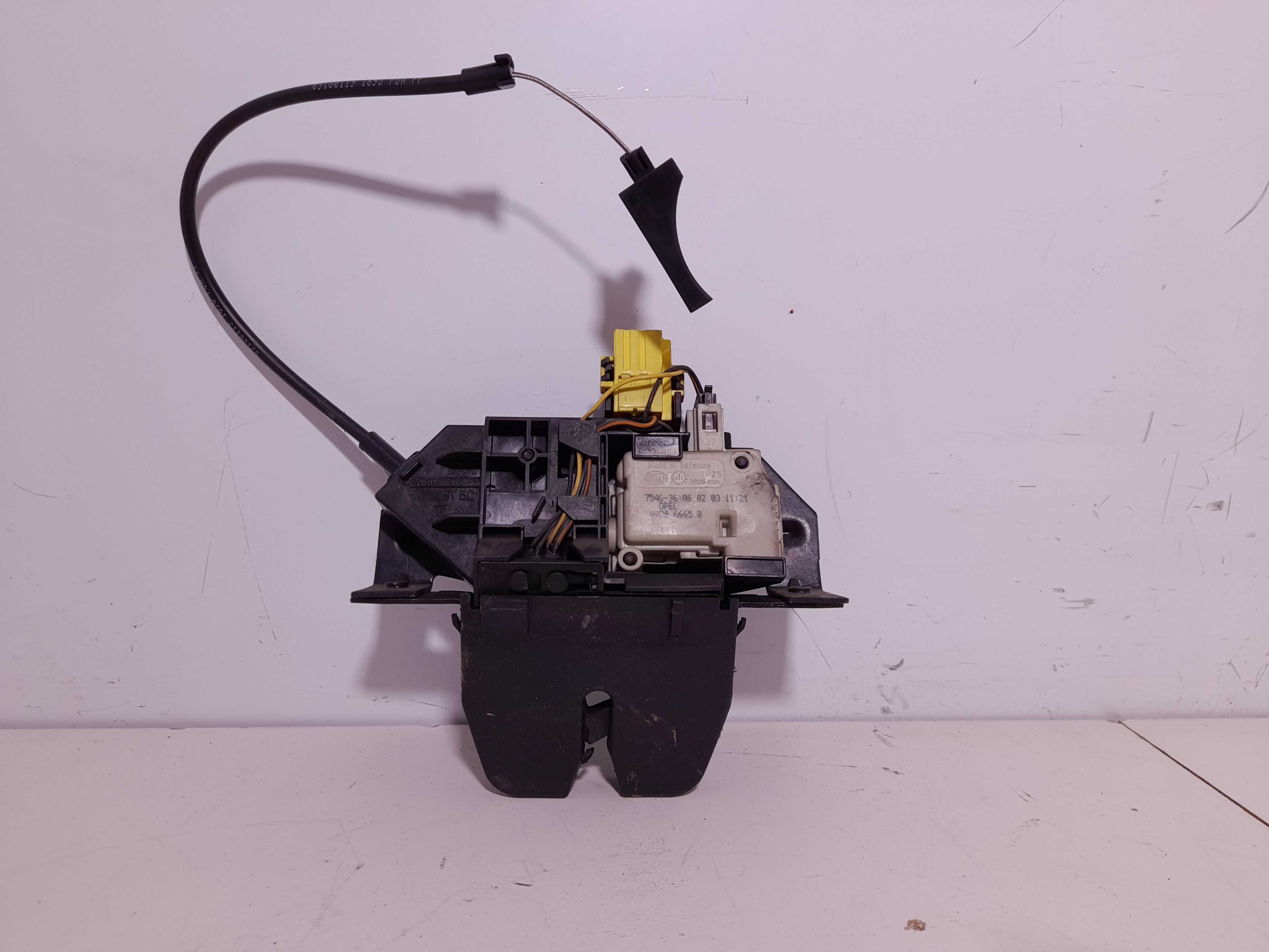 Recambio de cerradura maletero / porton para opel vectra b berlina referencia OEM IAM   