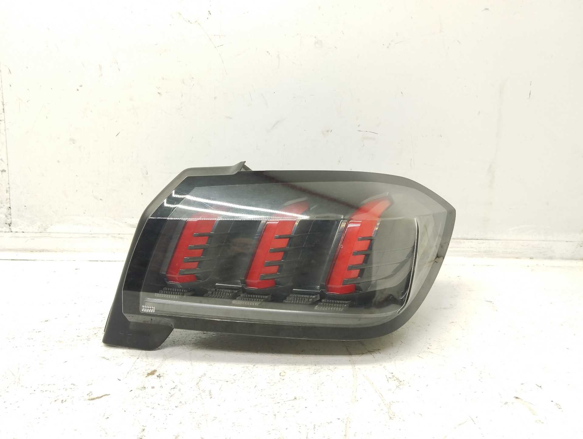 Recambio de piloto trasero derecho para peugeot 208 (p2) active referencia OEM IAM   