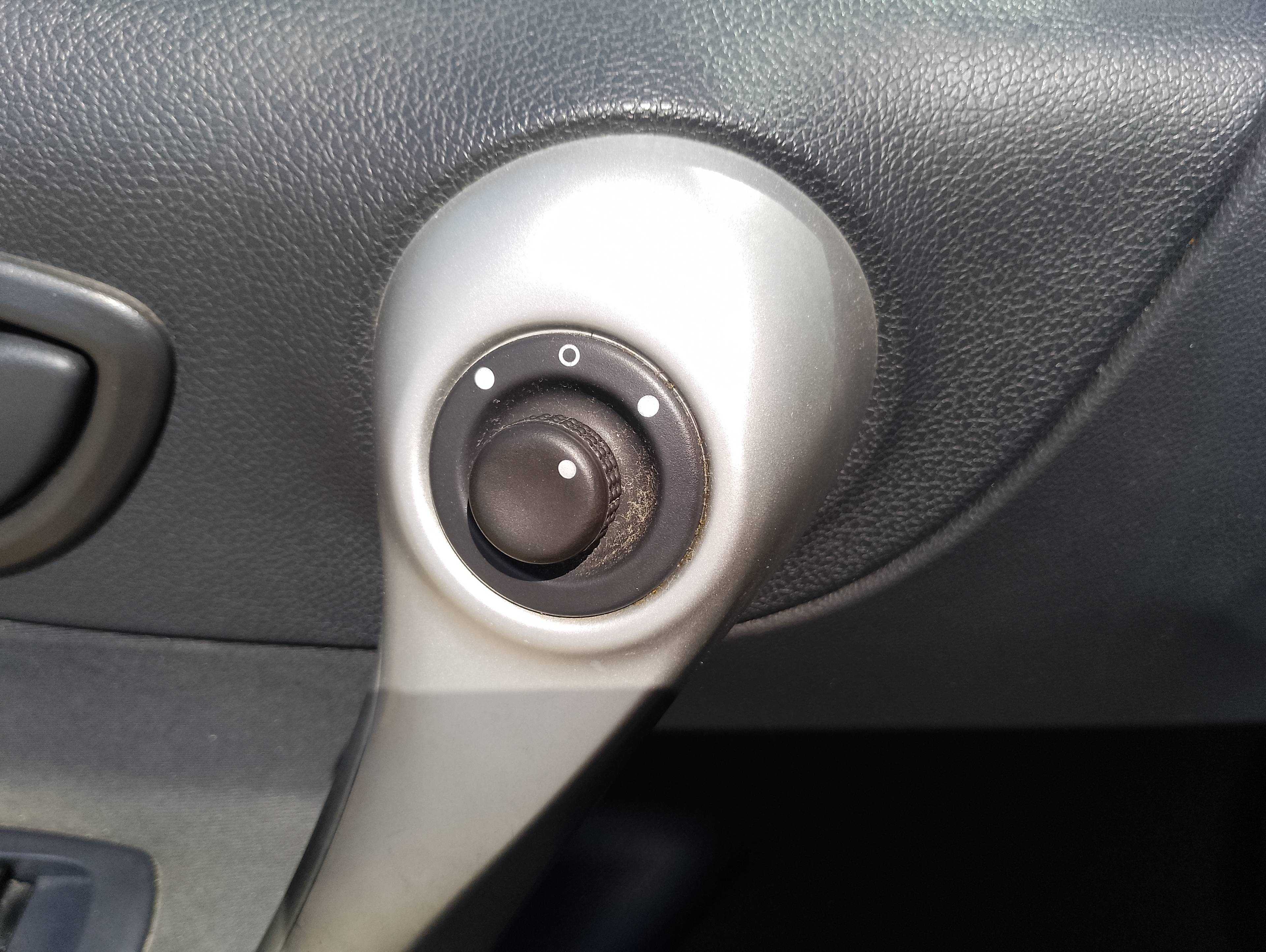 Recambio de mando retrovisor para renault koleos bose edition referencia OEM IAM   