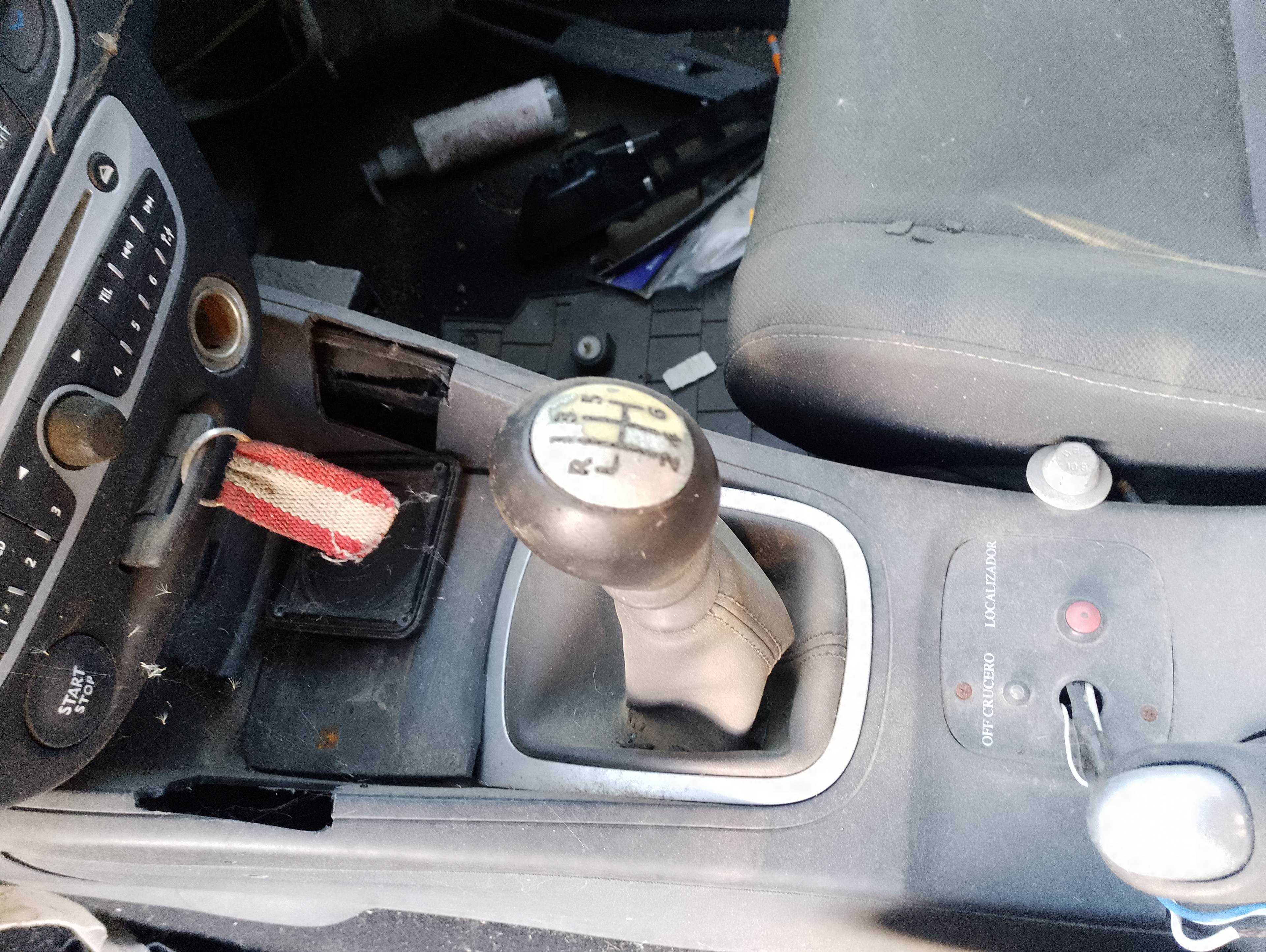 Recambio de palanca cambio para renault megane iii berlina 5 p business referencia OEM IAM   