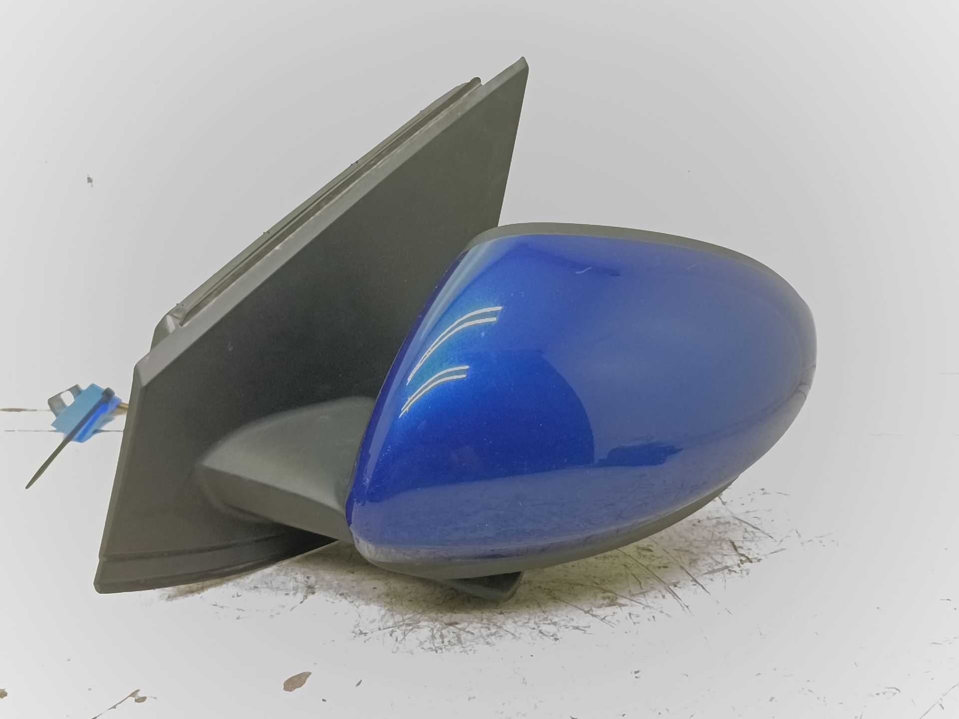 Recambio de retrovisor izquierdo para dacia sandero iii essential referencia OEM IAM E90411968  
