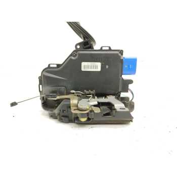 CERRADURA PUERTA DELANTERA DERECHA 3D1837016 
