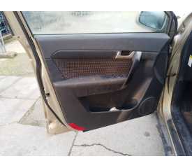 Recambio de guarnecido puerta delantera izquierda para chevrolet captiva 2.0 vcdi ls referencia OEM IAM   