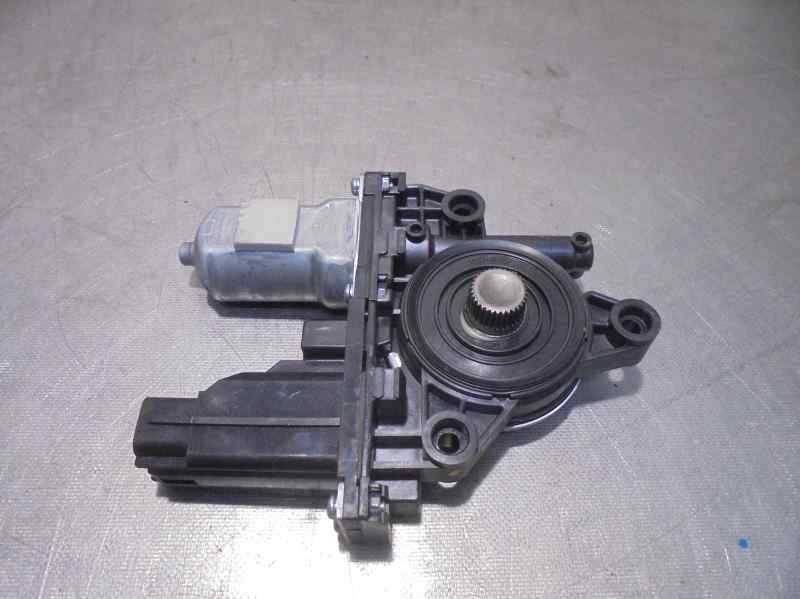 Recambio de motor elevalunas trasero izquierdo para kia carens ( ) basic referencia OEM IAM   