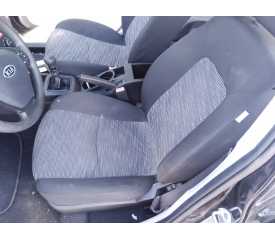 ASIENTO DELANTERO IZQUIERDO 