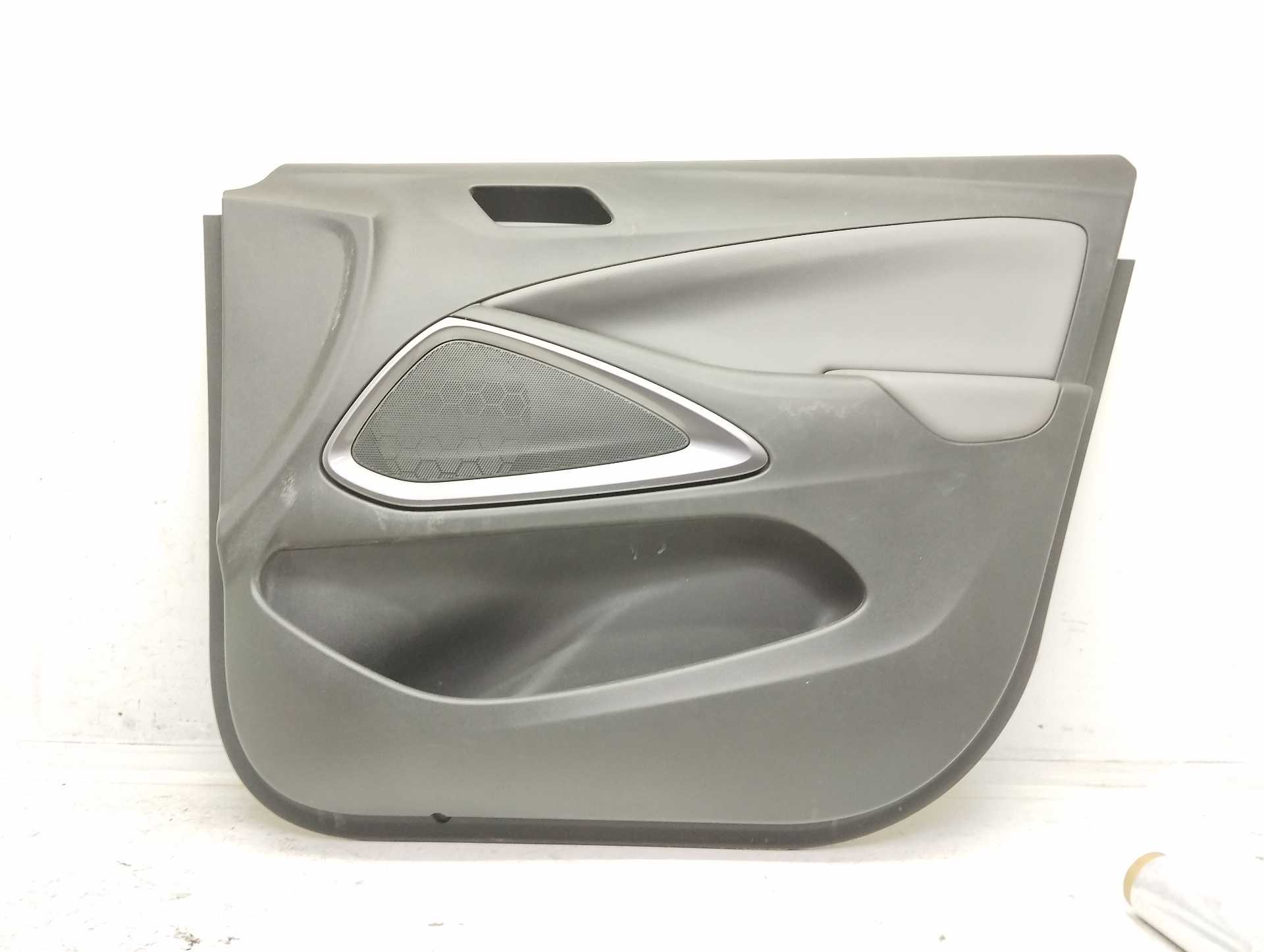 Recambio de guarnecido puerta delantera derecha para opel crossland x design line referencia OEM IAM 475855623  