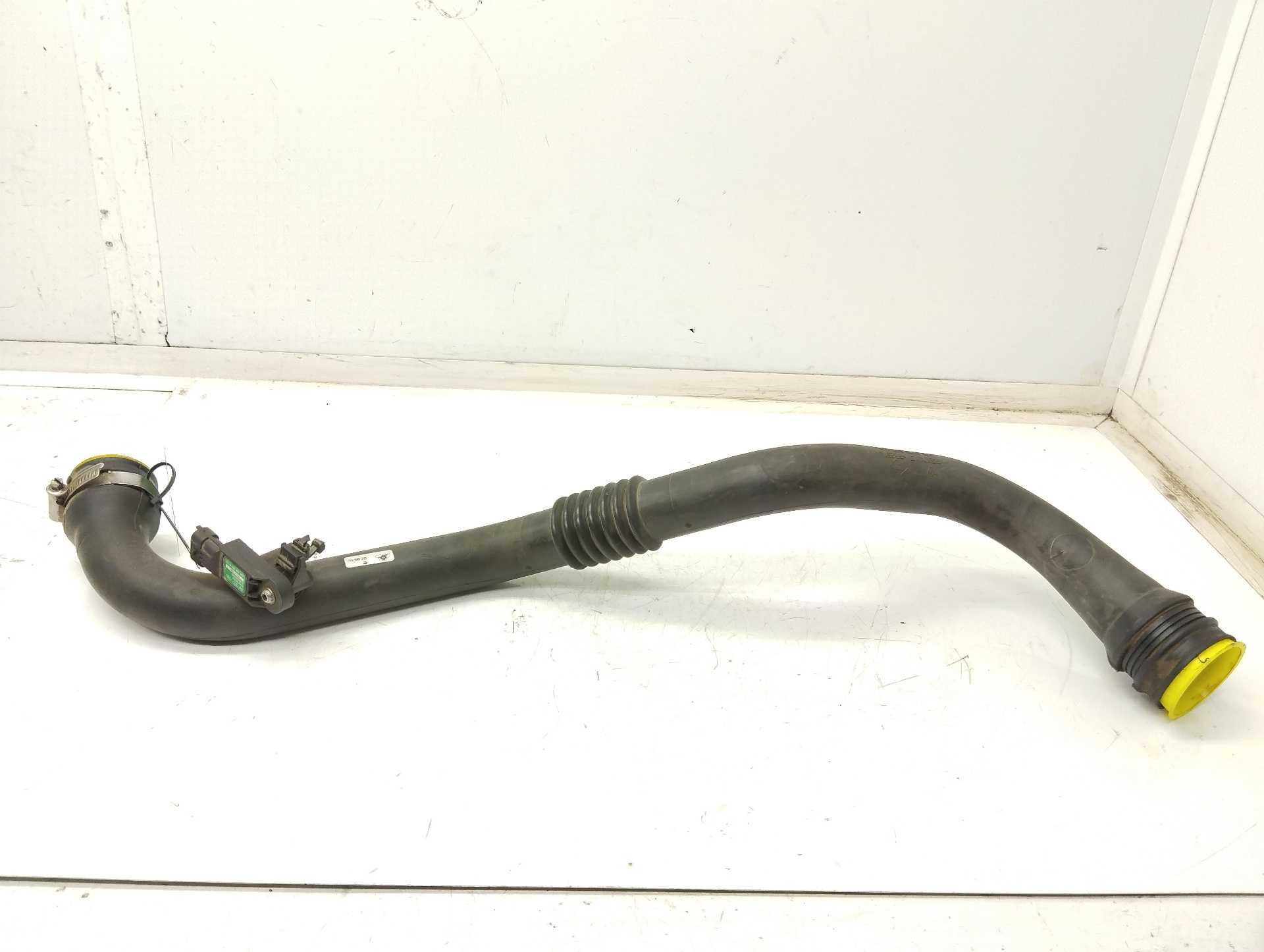 Recambio de tubo admision turbo para renault scenic ii authentique referencia OEM IAM 8200590198  