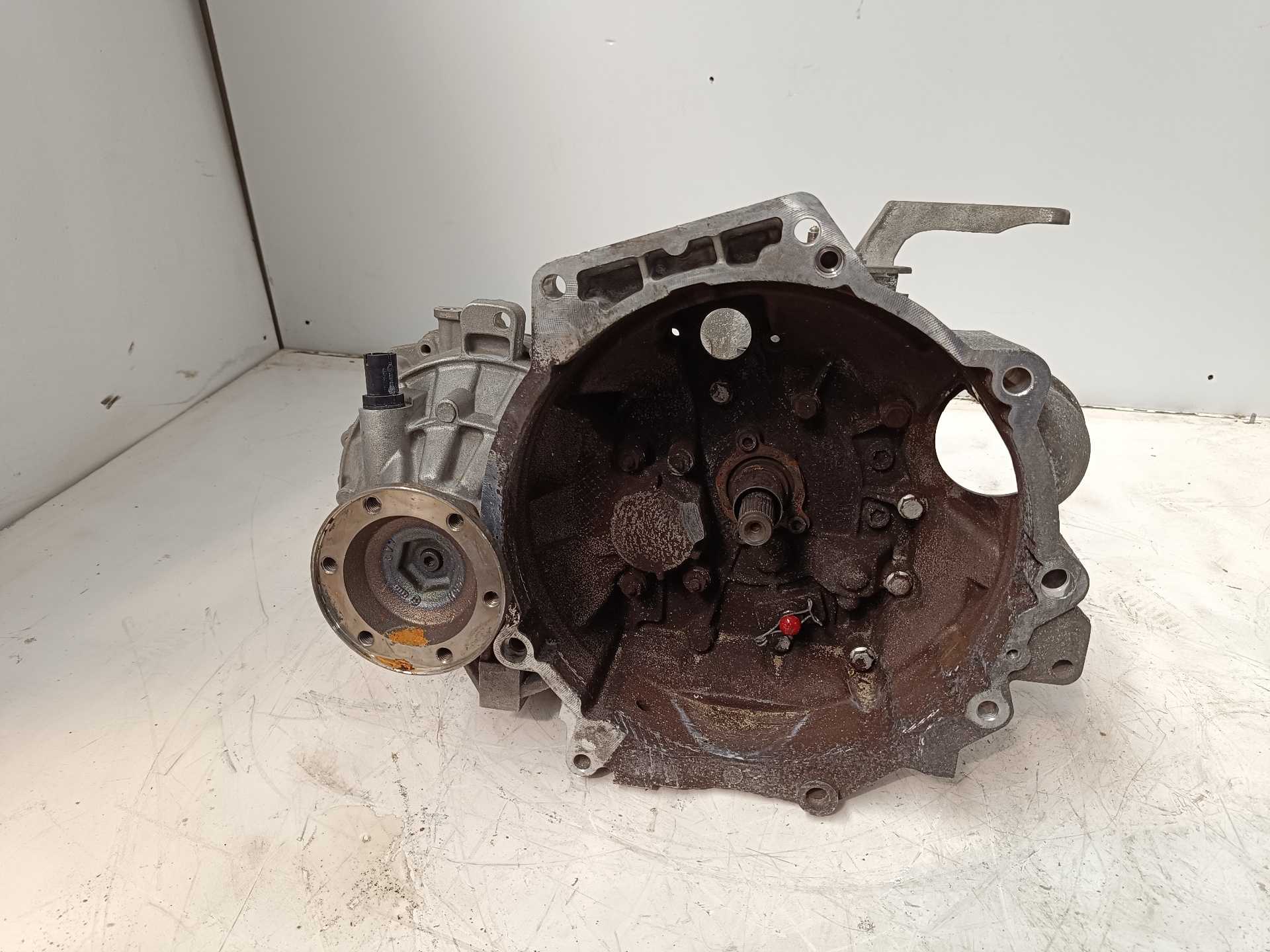 Recambio de caja cambios para seat ibiza (6j5) ecomotive referencia OEM IAM JDD2811 640211 JDD