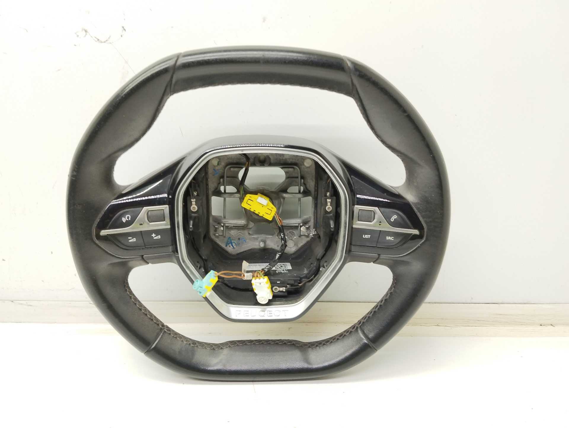 Recambio de volante para peugeot 3008 active referencia OEM IAM  98105487AU 