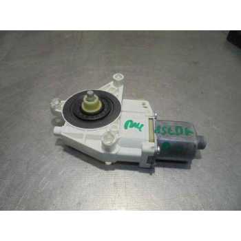MOTOR ELEVALUNAS DELANTERO DERECHO A20482000242 