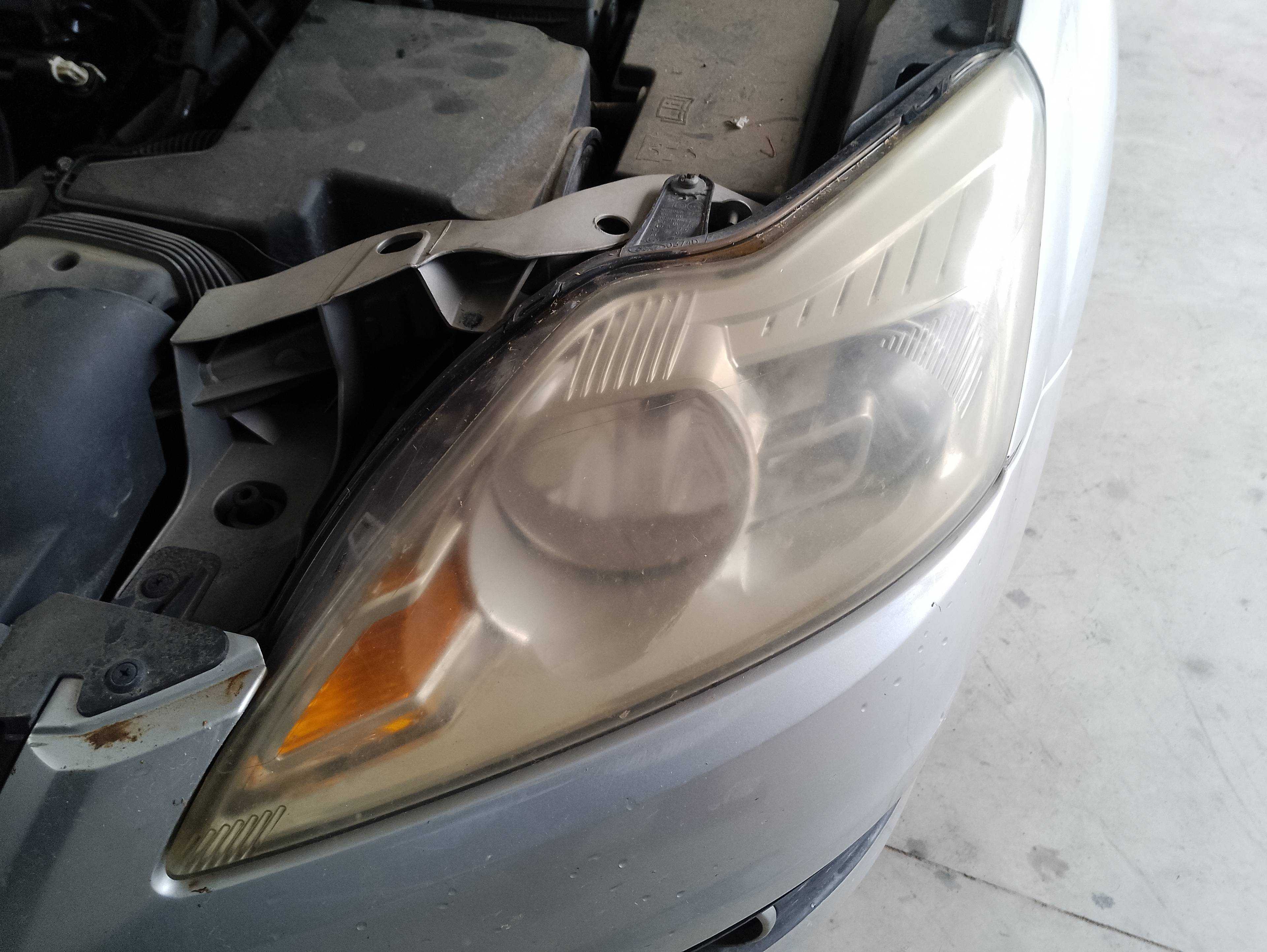 Recambio de faro izquierdo para ford focus turnier (cb4) business referencia OEM IAM   