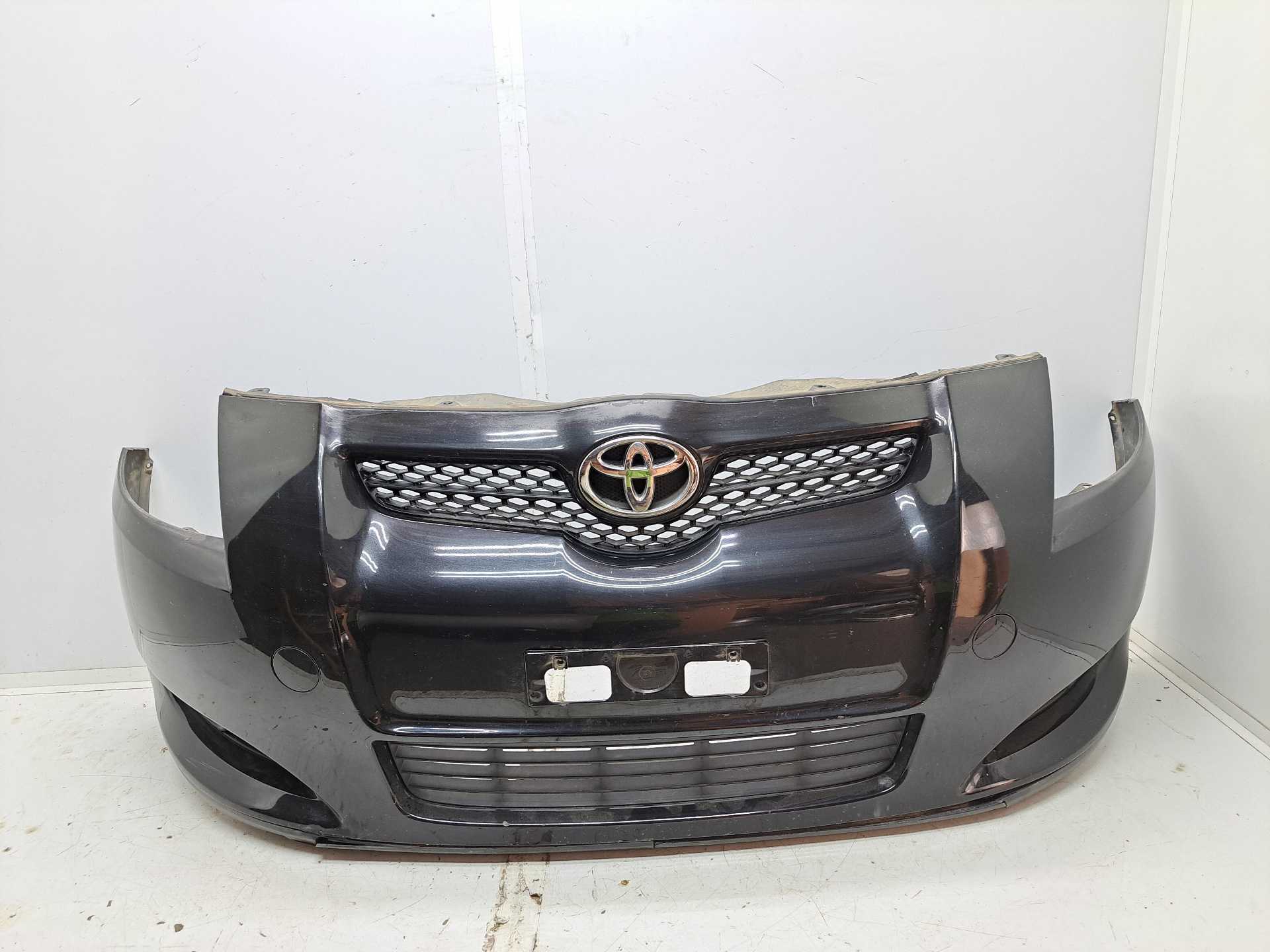 Recambio de paragolpes delantero para toyota auris luna referencia OEM IAM 5215902680 5215902690 