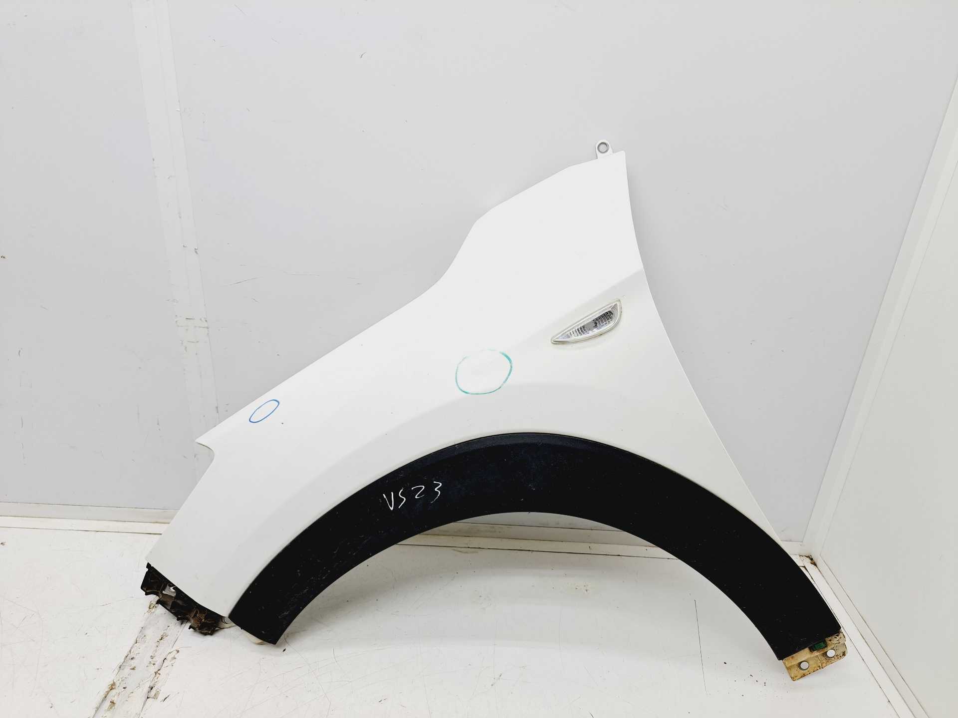 Recambio de aleta delantera izquierda para hyundai tucson classic blue referencia OEM IAM   