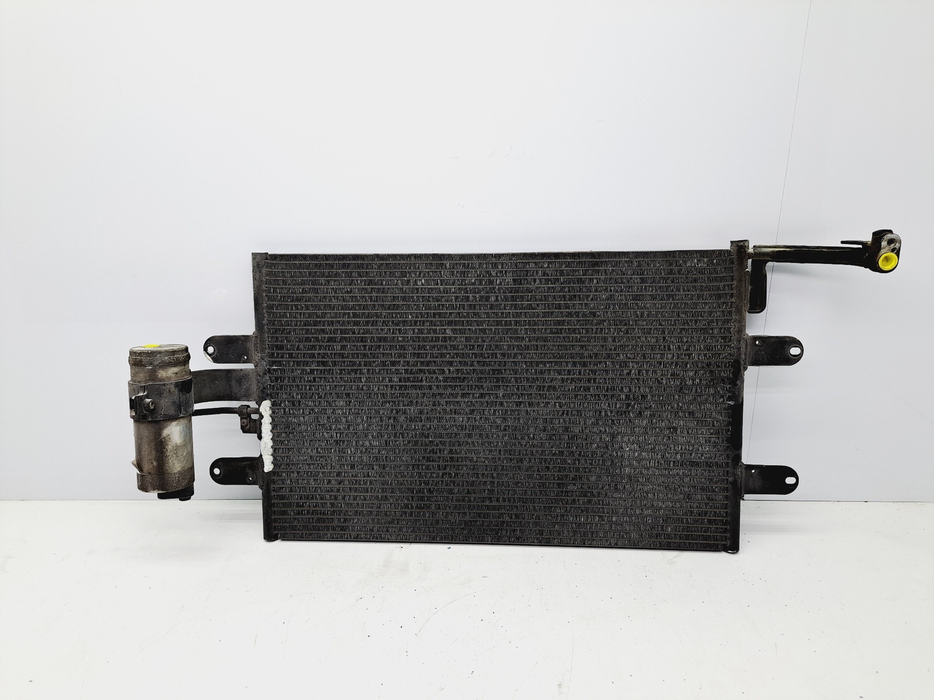 Recambio de condensador / radiador aire acondicionado para seat leon (1m1) referencia OEM IAM 8N0820411  