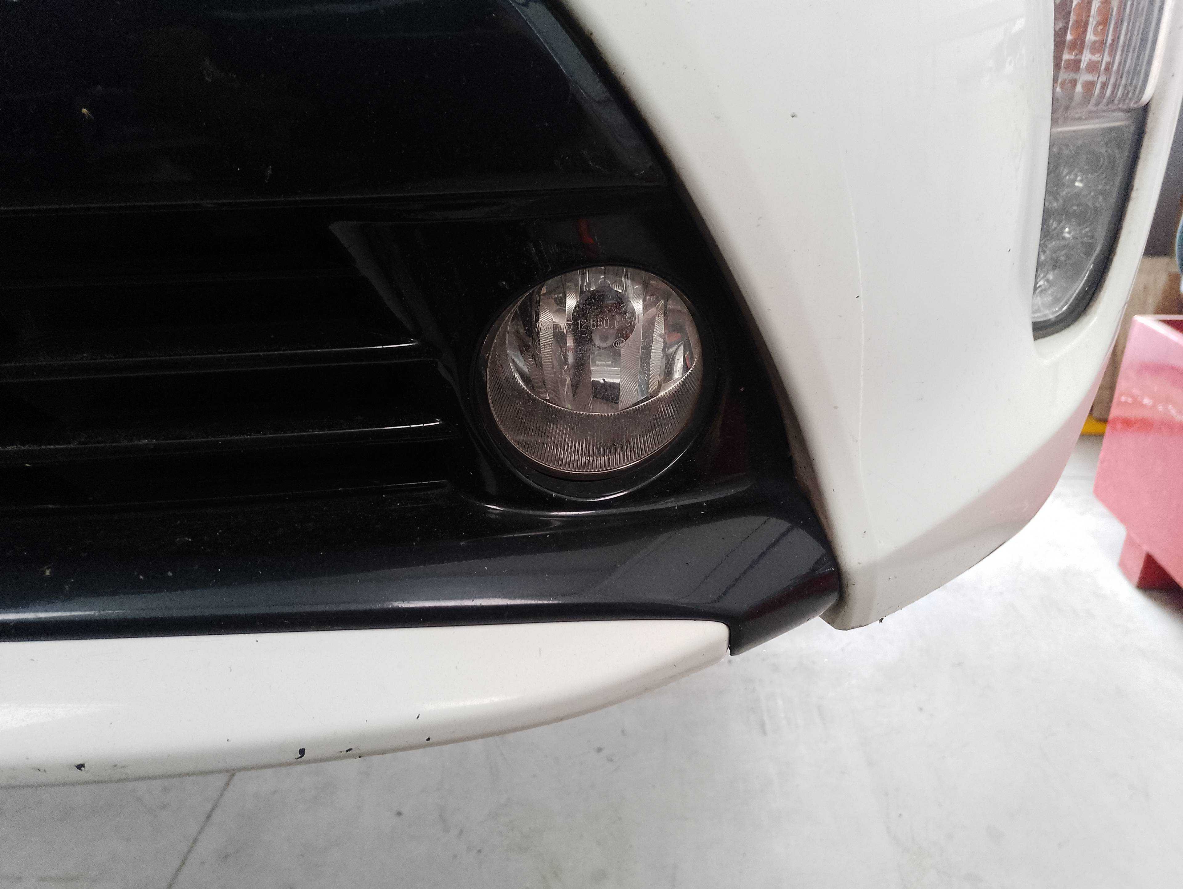 Recambio de faro antiniebla izquierdo para toyota prius (nhw30) plug-in hybrid advance referencia OEM IAM   