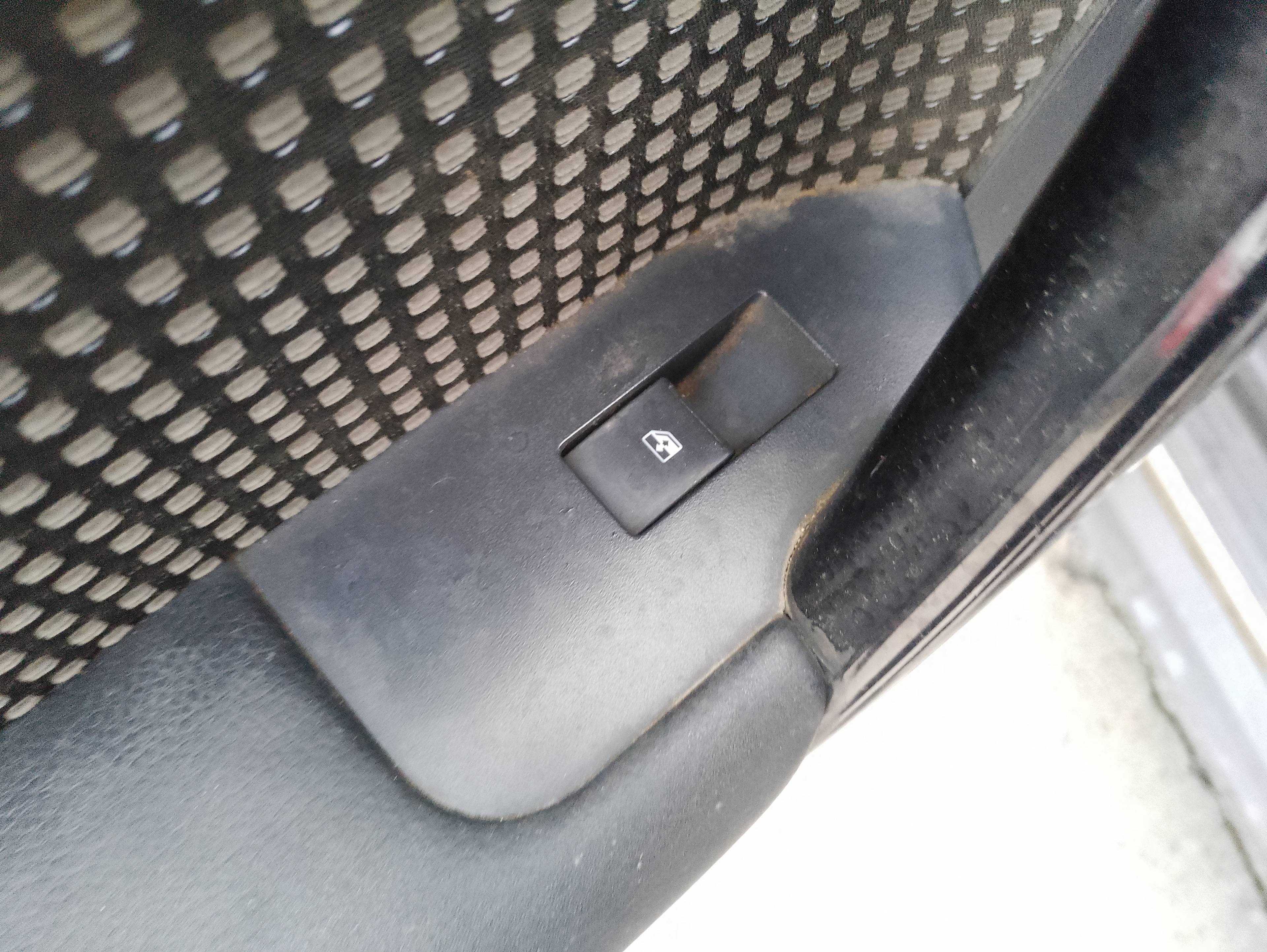 Recambio de mando elevalunas trasero izquierdo para chevrolet captiva 2.0 vcdi ls referencia OEM IAM   