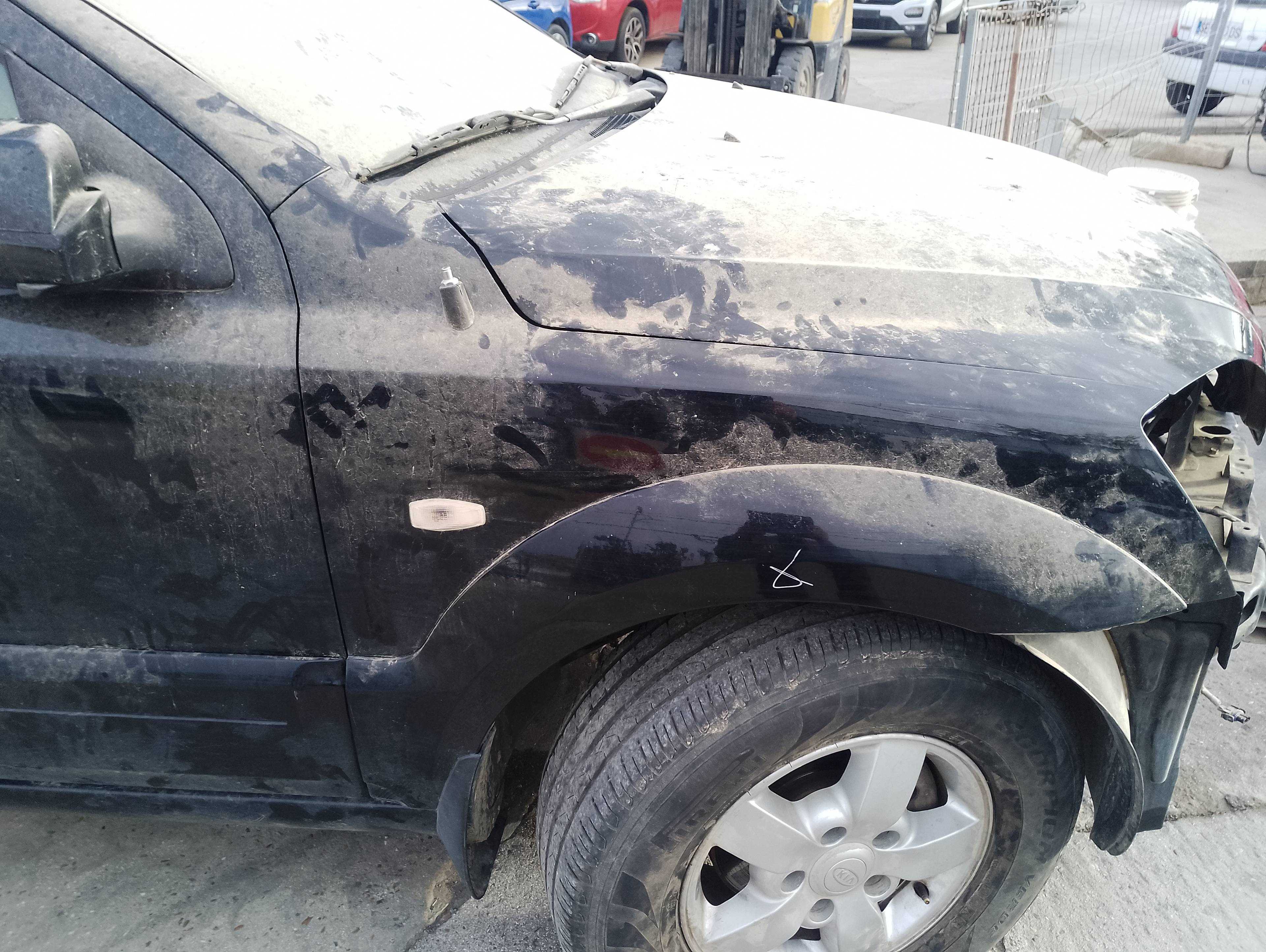 Recambio de aleta delantera derecha para kia sorento 2.5 crdi active referencia OEM IAM   