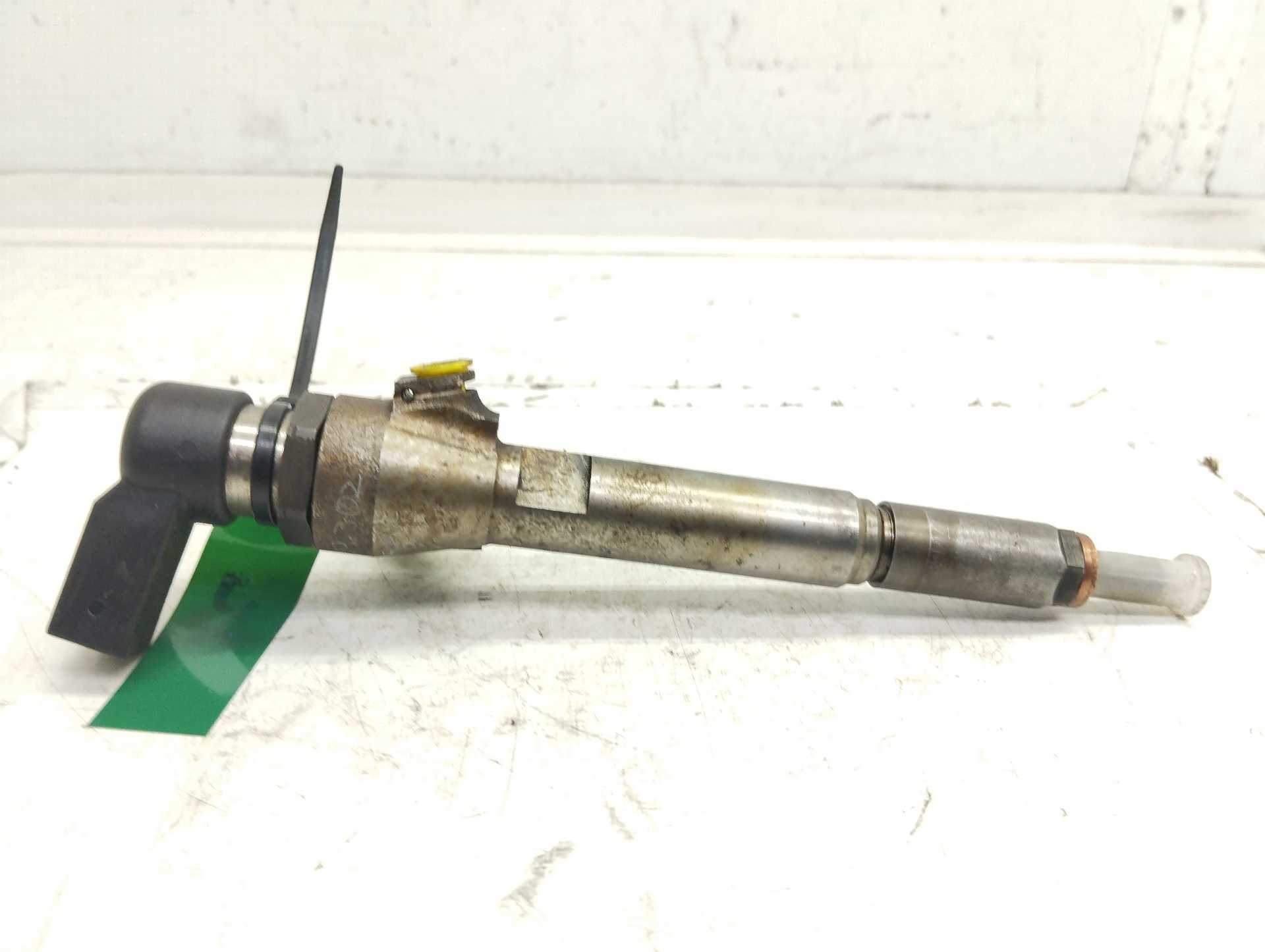 Recambio de inyector para renault scenic ii authentique referencia OEM IAM H8200294788 82003800253 