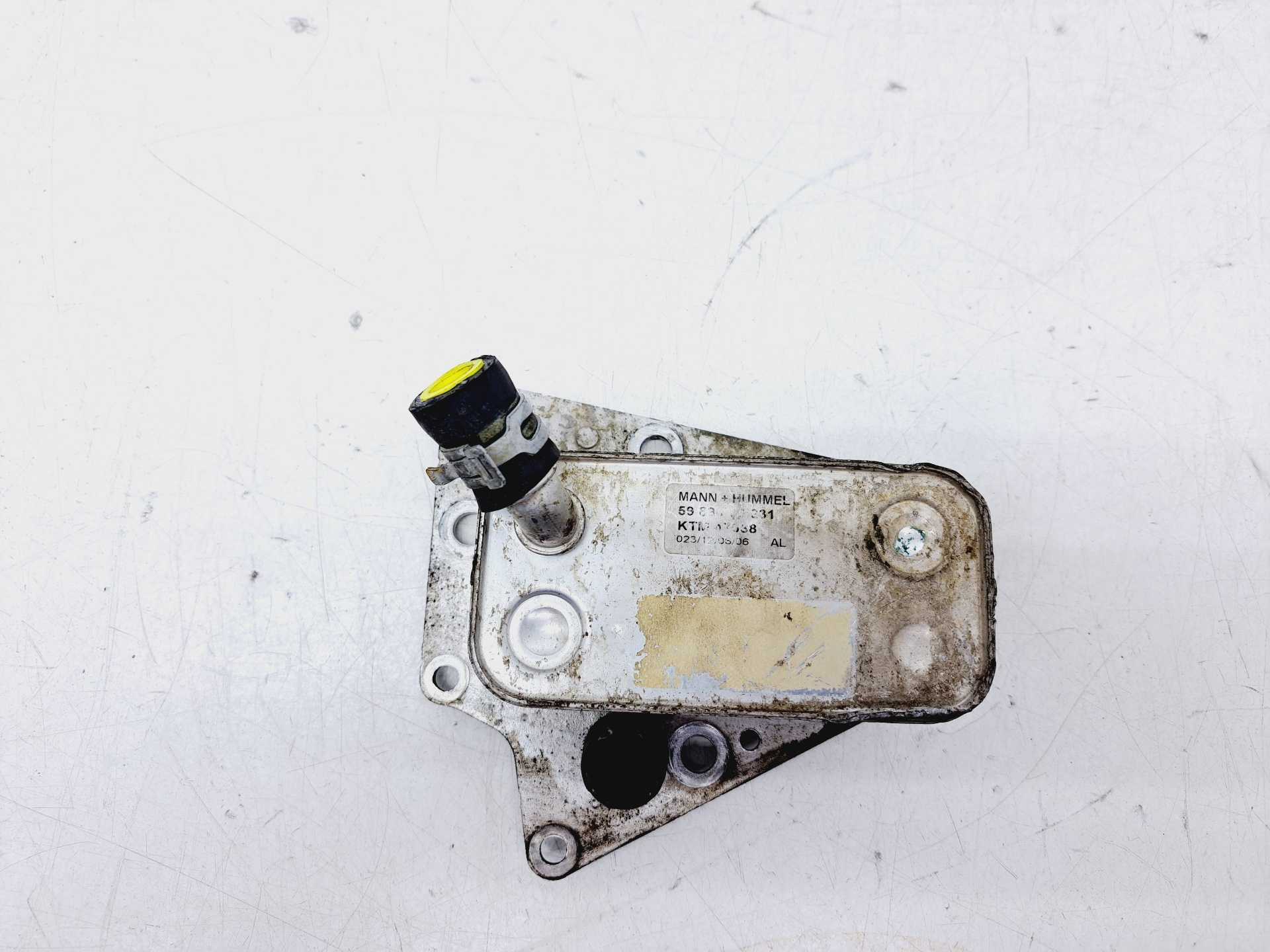 Recambio de enfriador aceite motor para opel vectra c berlina cosmo referencia OEM IAM   