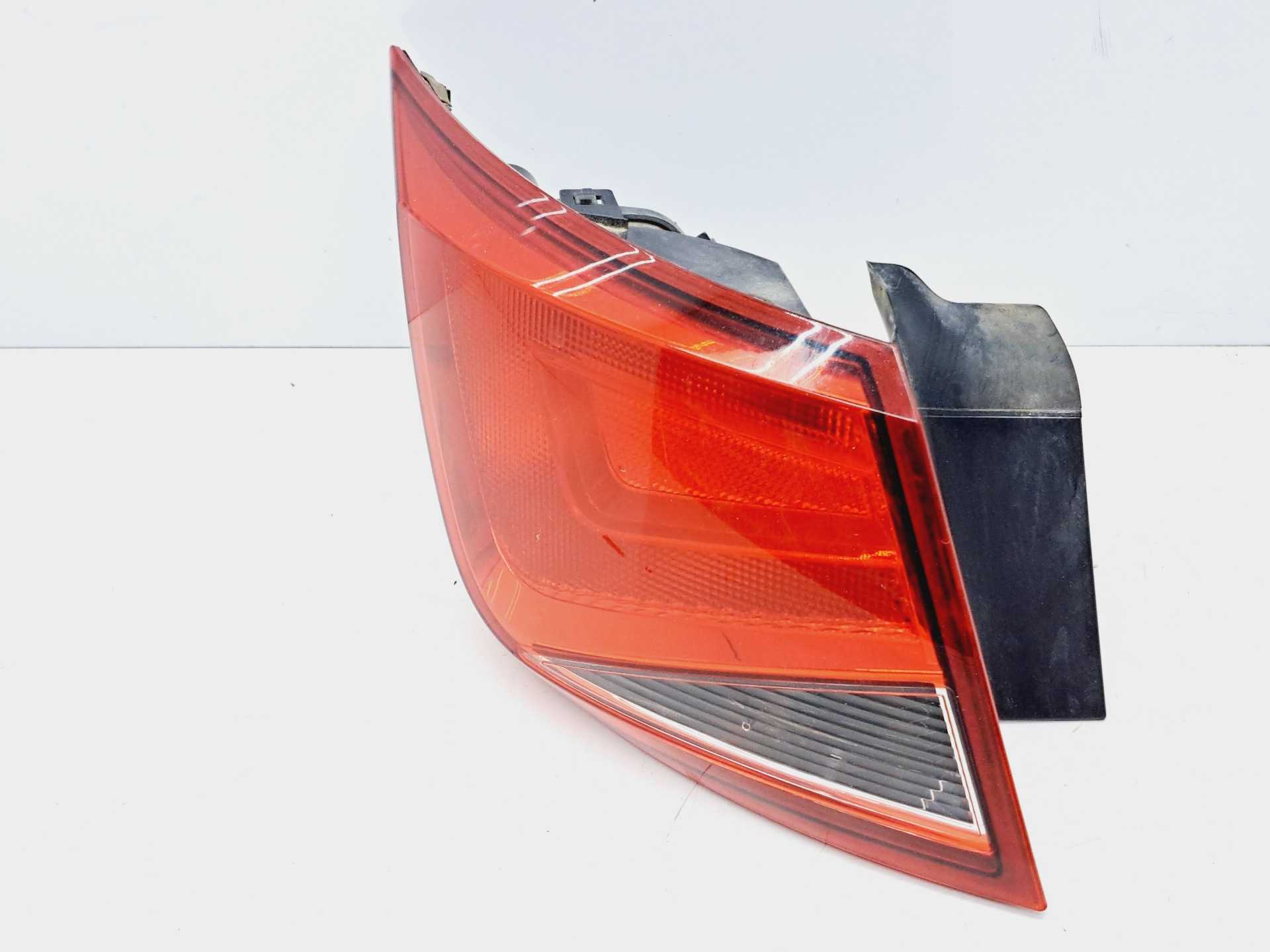 Recambio de piloto trasero izquierdo para seat leon st (5f8) fr referencia OEM IAM 90047800 VALEO 
