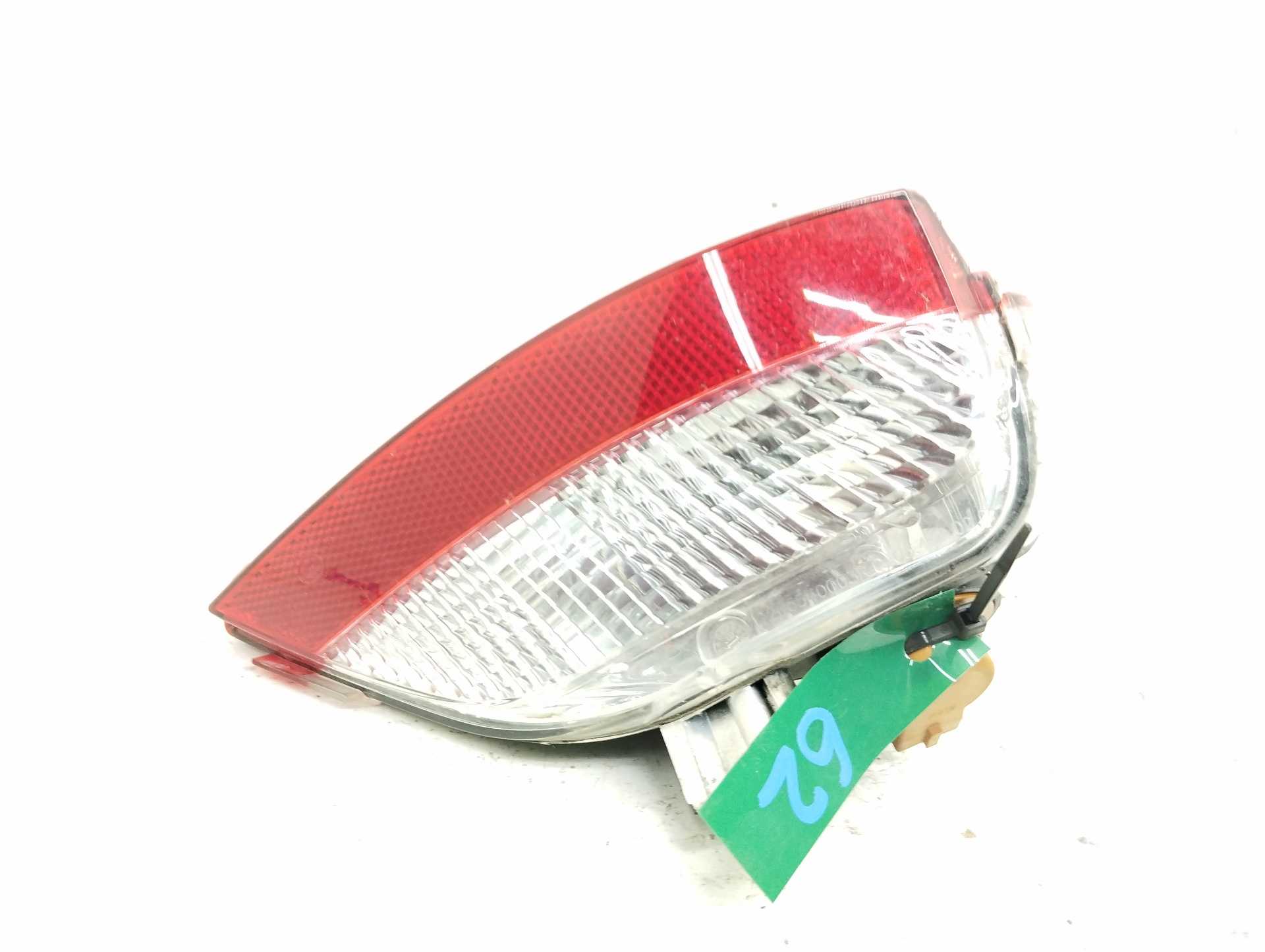 Recambio de piloto marcha atras para renault captur dynamique referencia OEM IAM 265540003R  