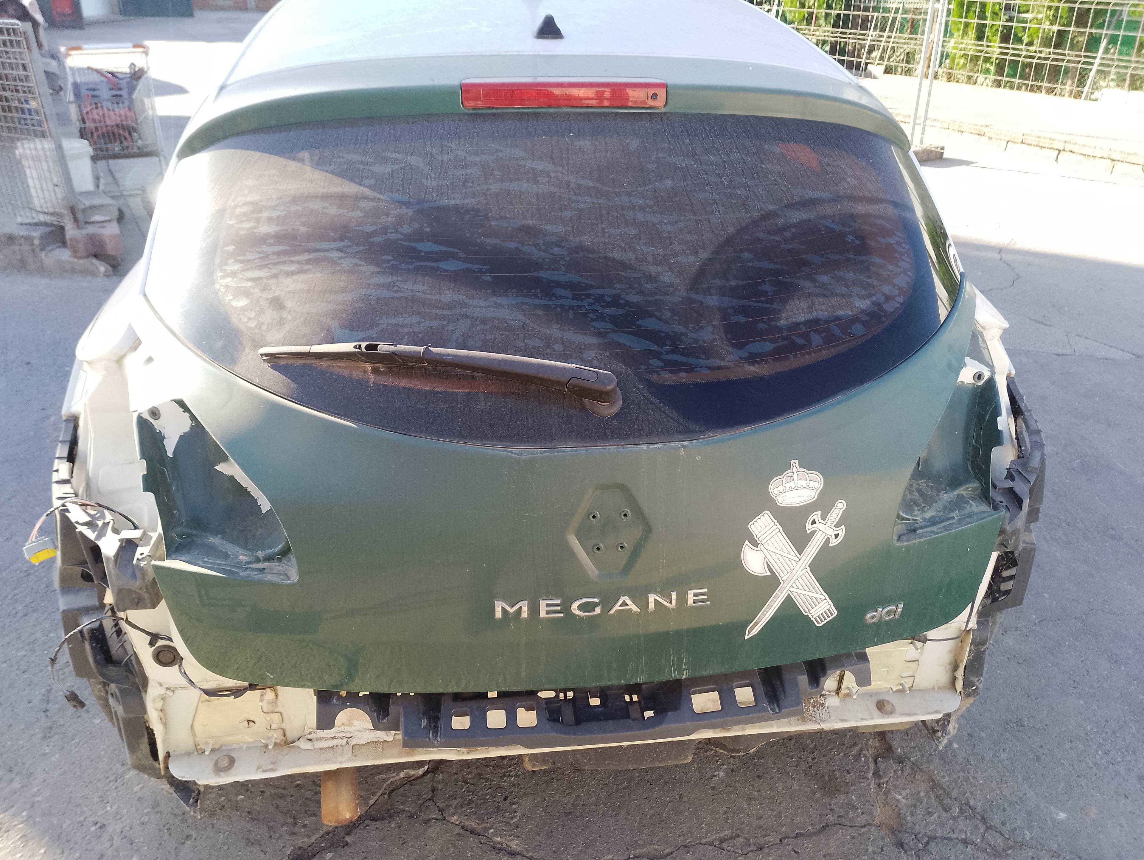 Recambio de porton trasero para renault megane iii berlina 5 p business referencia OEM IAM   