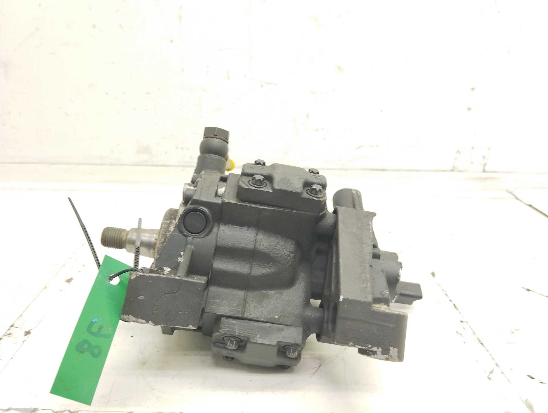 Recambio de bomba inyeccion para renault scenic ii authentique referencia OEM IAM 8200663258 A2C20000754 5WS40153