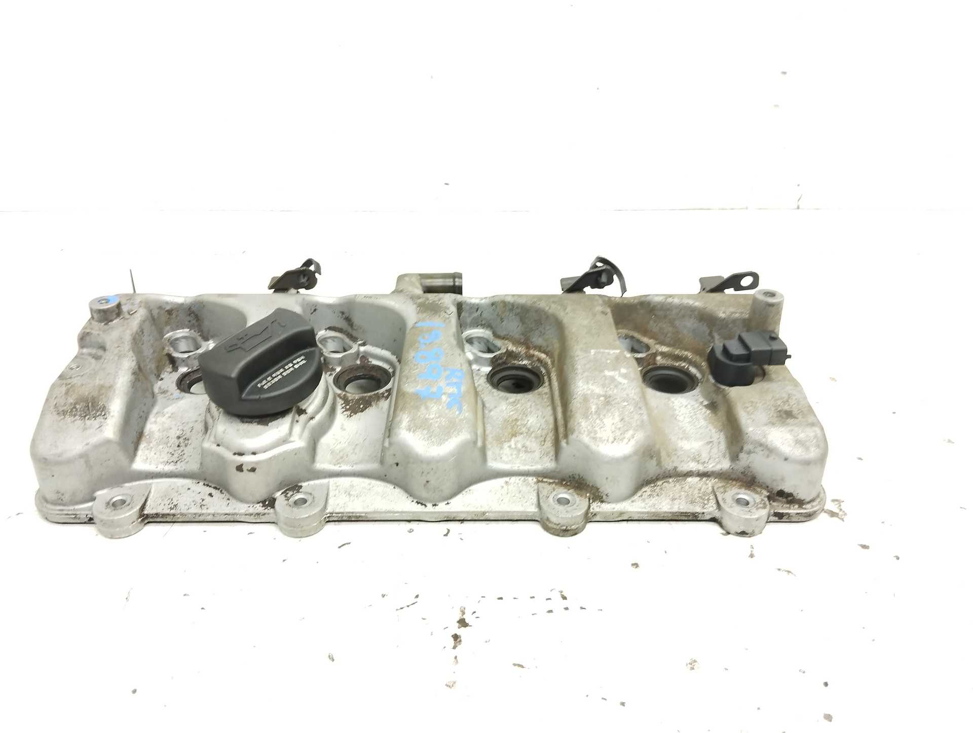 Recambio de tapa balancines para kia carens referencia OEM IAM  2241027002 