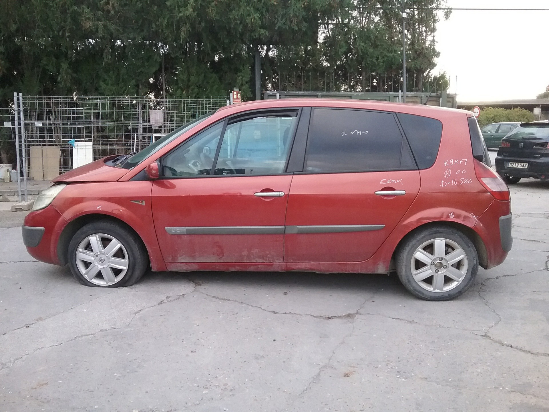 renault scenic ii del año 2006