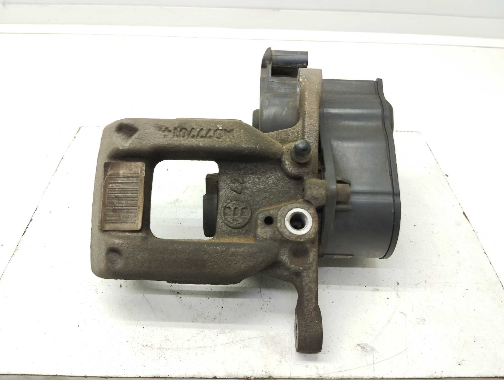 Recambio de pinza de freno trasera izquierda para citroën c4 picasso origins referencia OEM IAM 0204749603AI ATE 
