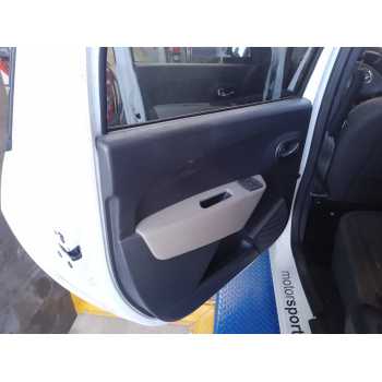 GUARNECIDO PUERTA TRASERA IZQUIERDA 829A11534R 