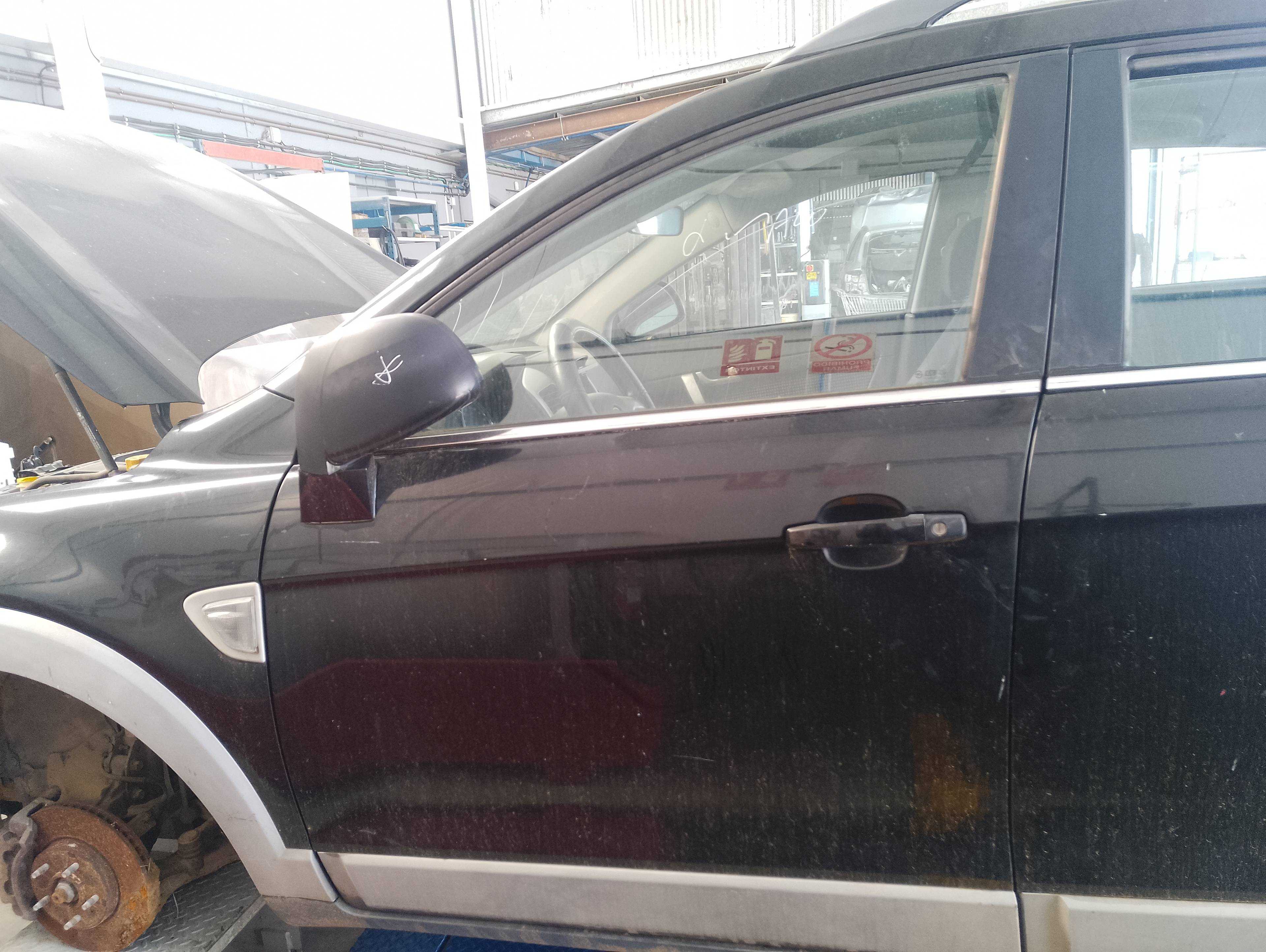 Recambio de puerta delantera izquierda para chevrolet captiva referencia OEM IAM   