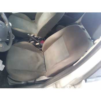 ASIENTO DELANTERO IZQUIERDO 