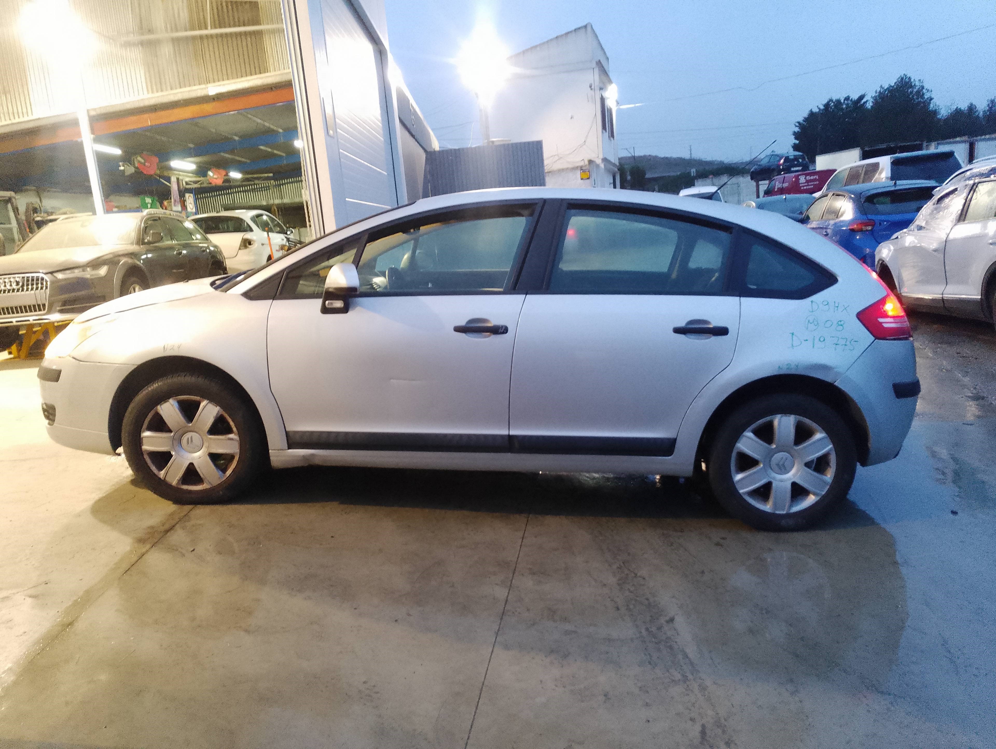 citroën c4 berlina del año 2008