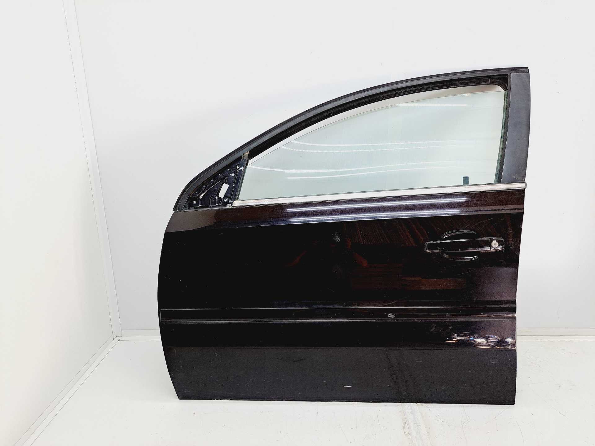 Recambio de puerta delantera izquierda para opel vectra c berlina cosmo referencia OEM IAM 93186031  