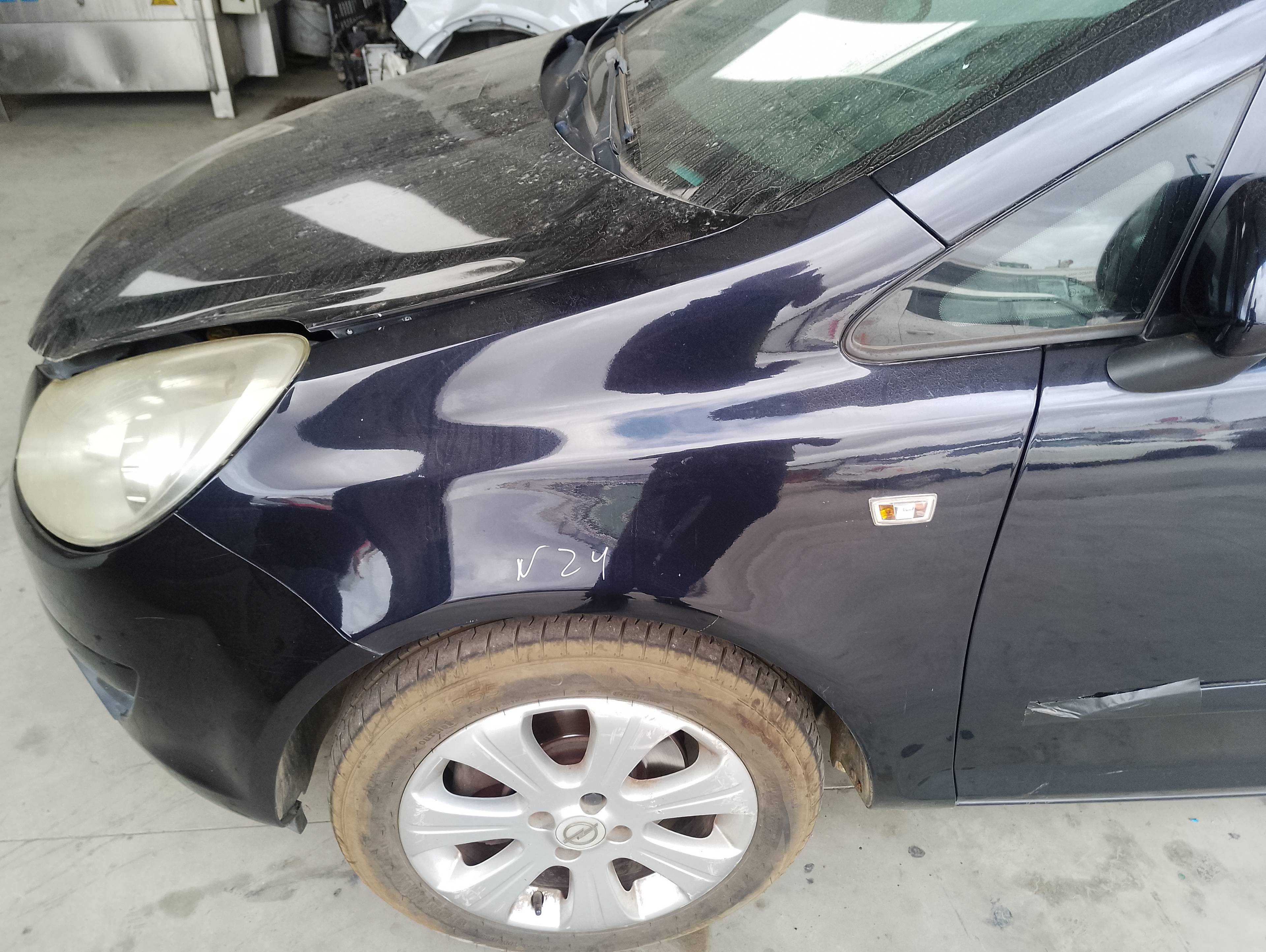 Recambio de aleta delantera izquierda para opel corsa d cosmo referencia OEM IAM   